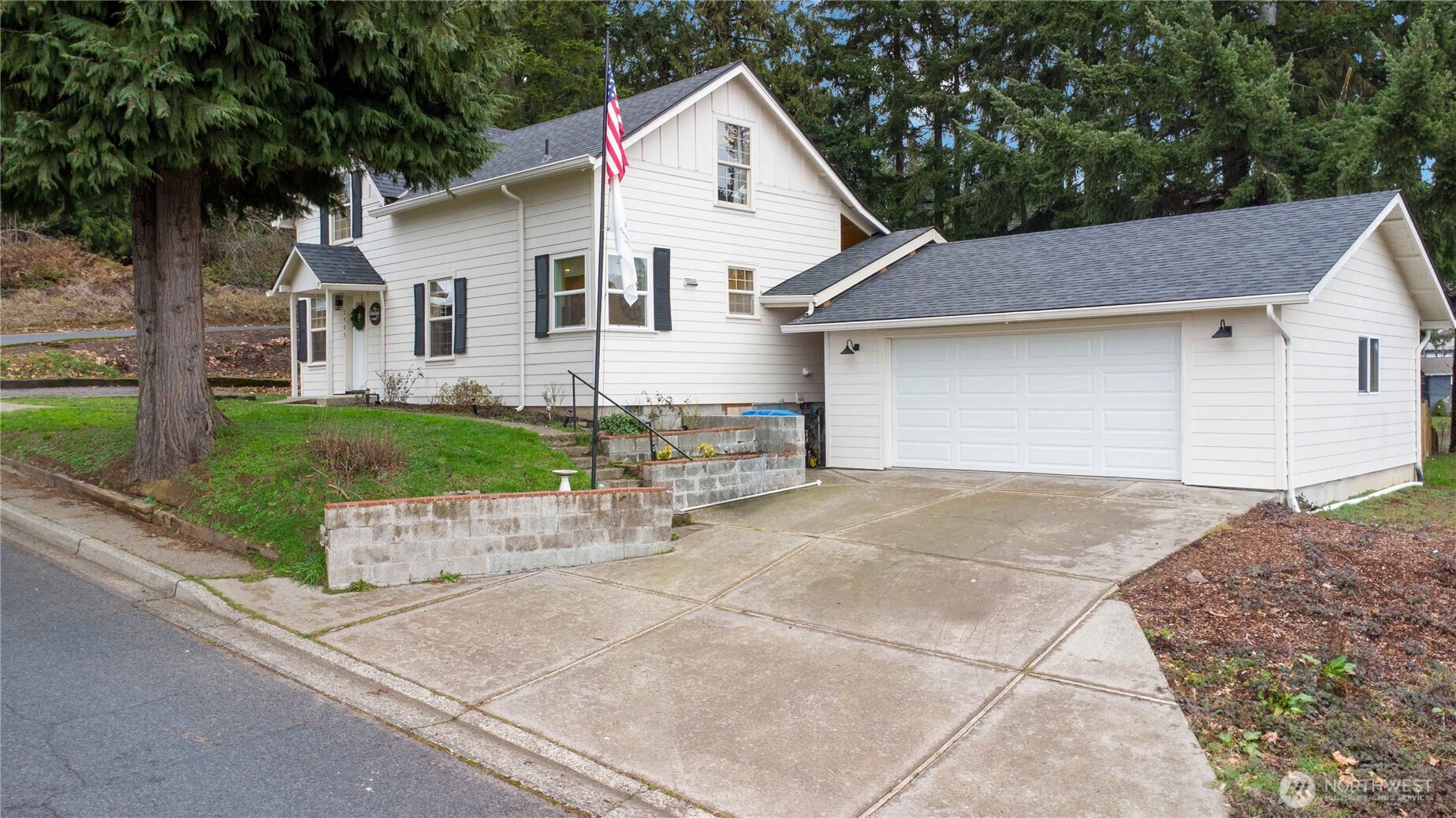 2405 Sunrise Street , Kelso, WA 98626