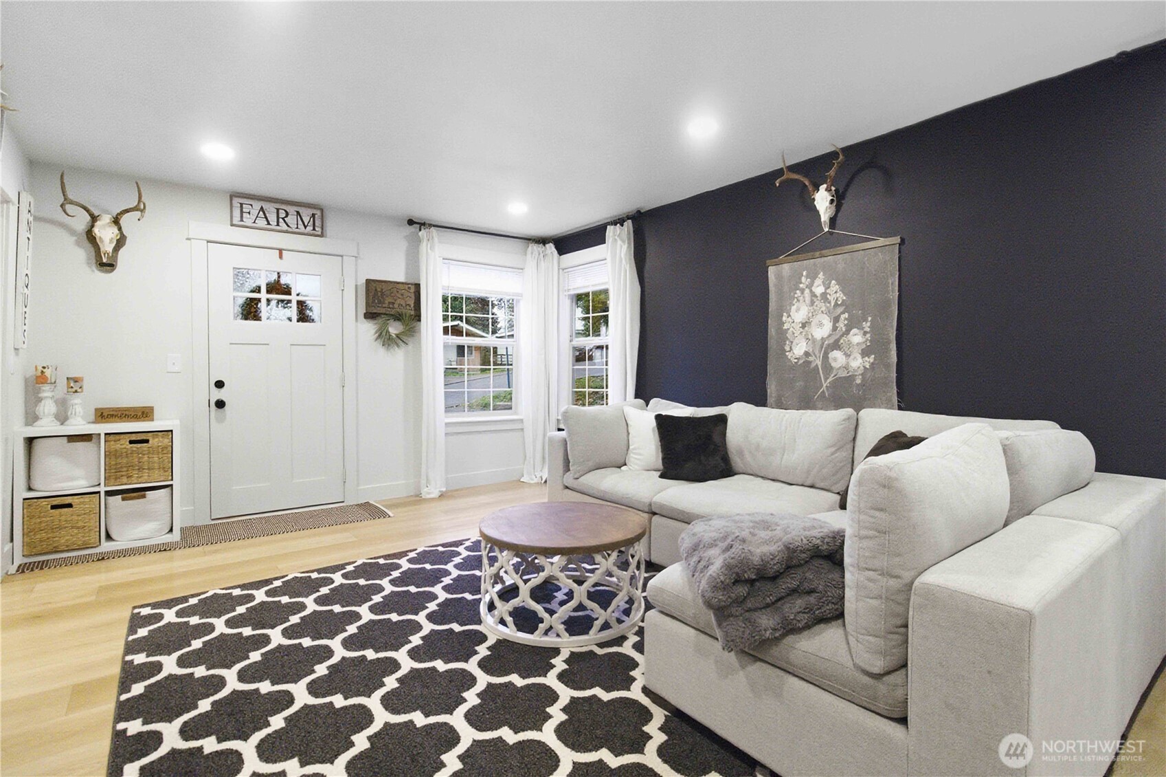 2405 Sunrise Street , Kelso, WA 98626