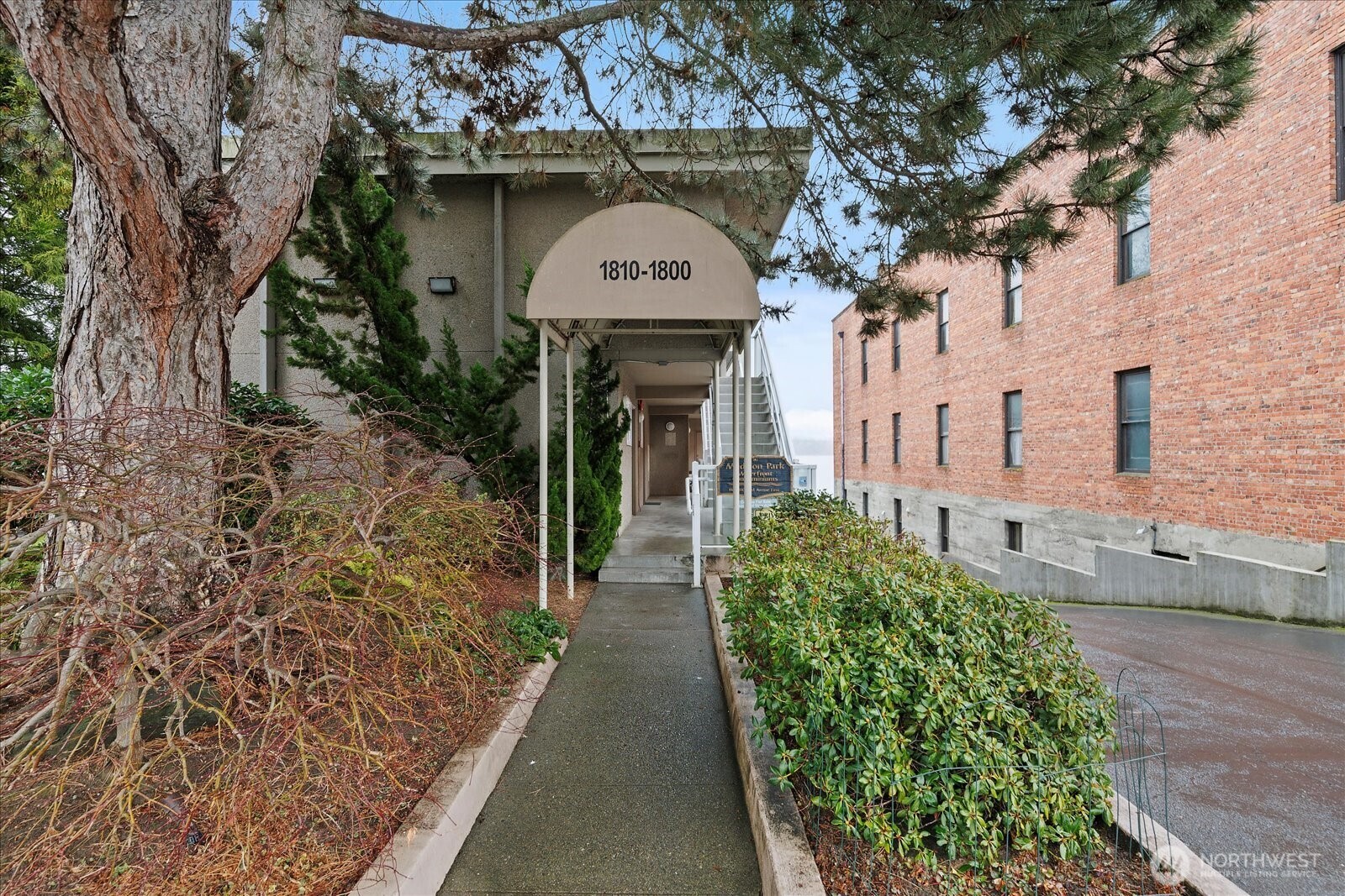 1810 43rd Avenue E #301, Seattle, WA 98112