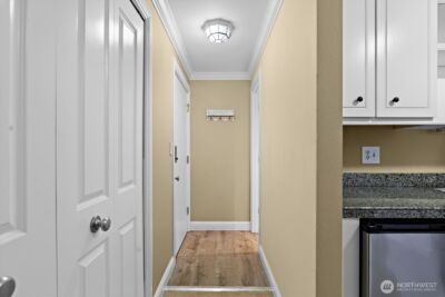 1810 43rd Avenue E #301, Seattle, WA 98112 - Photo 21