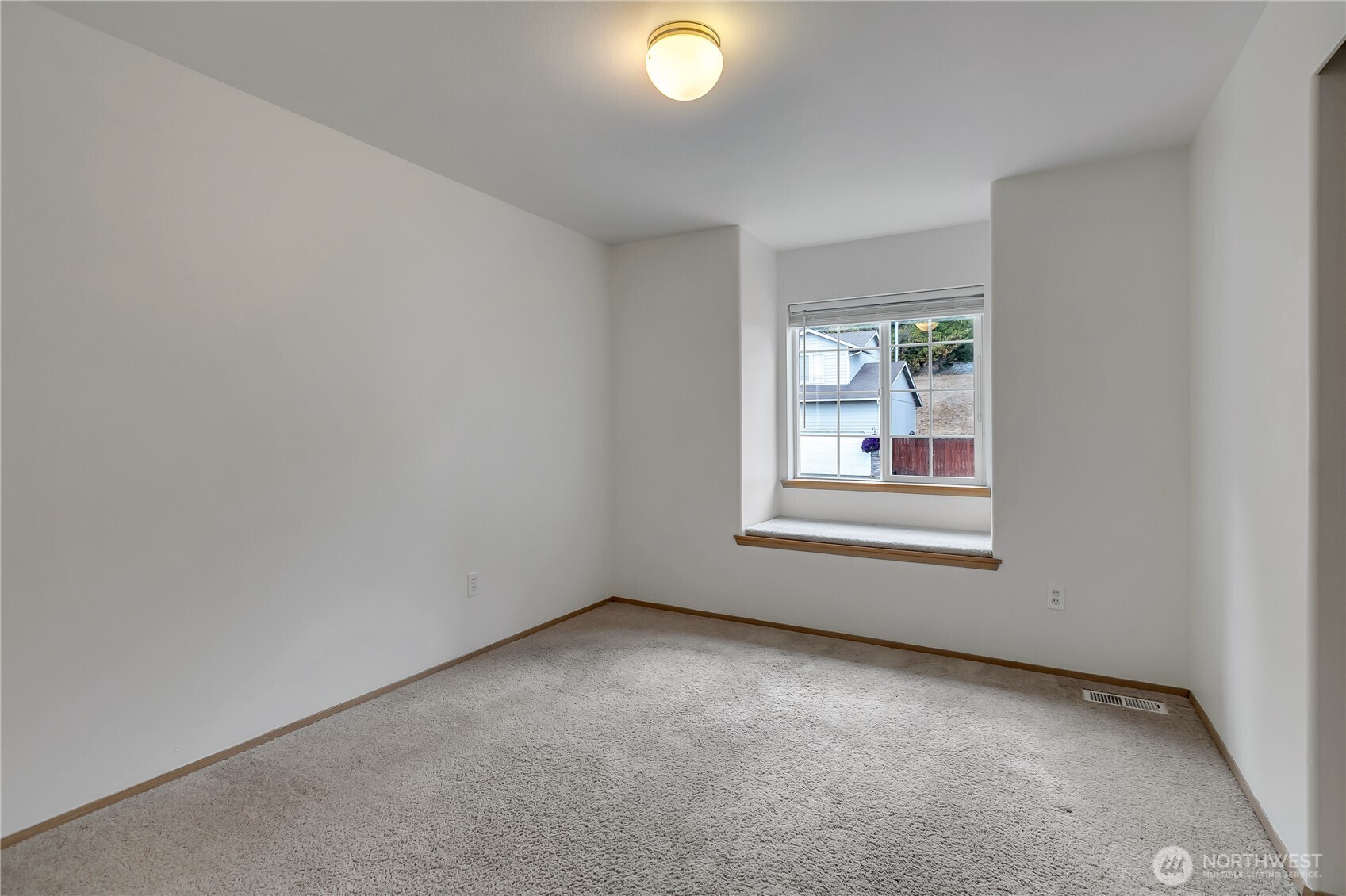 14407 68th Avenue Ct E, Puyallup, WA 98375