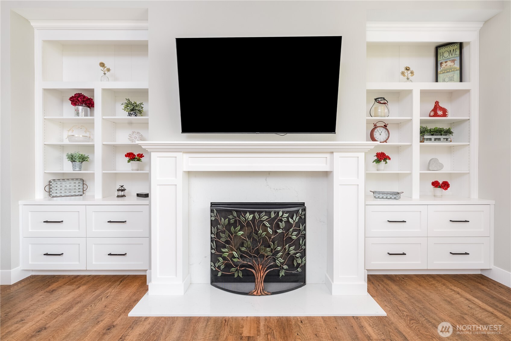 213 Roman Road , Port Angeles, WA 98362