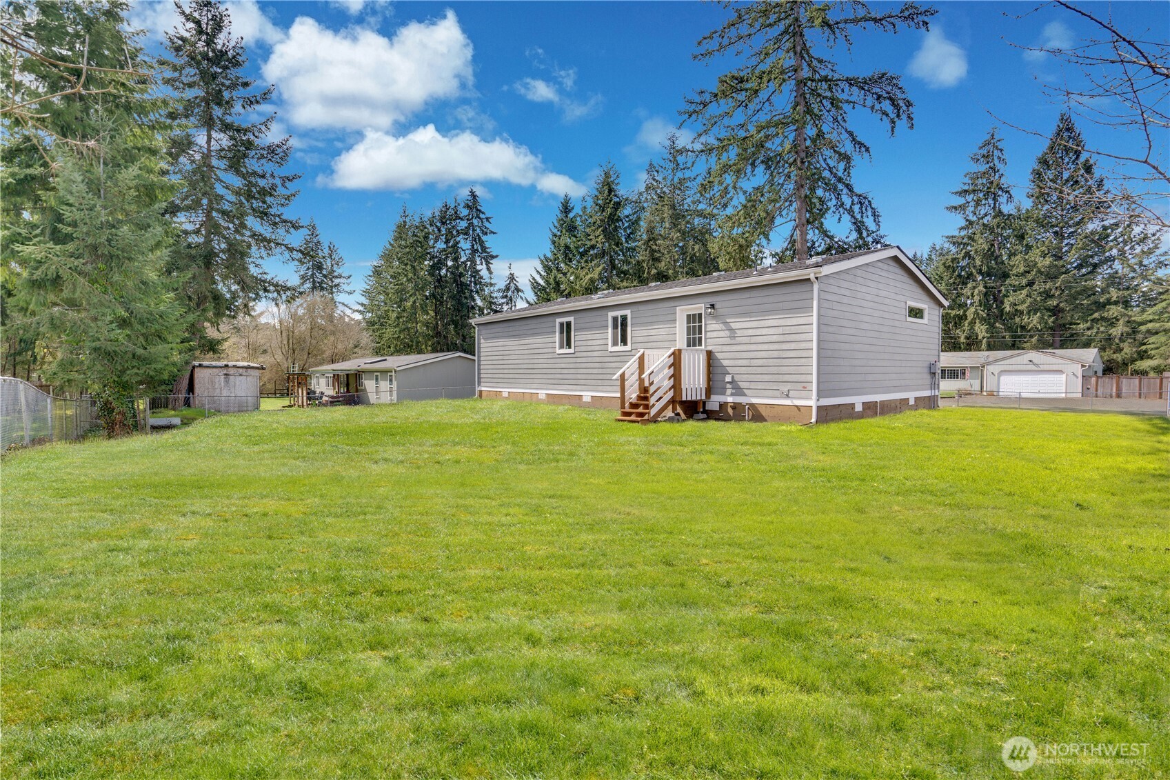 25309 52nd Avenue E, Graham, WA 98338