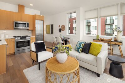 119 A 18th Avenue E, Seattle, WA 98122 - Photo 12