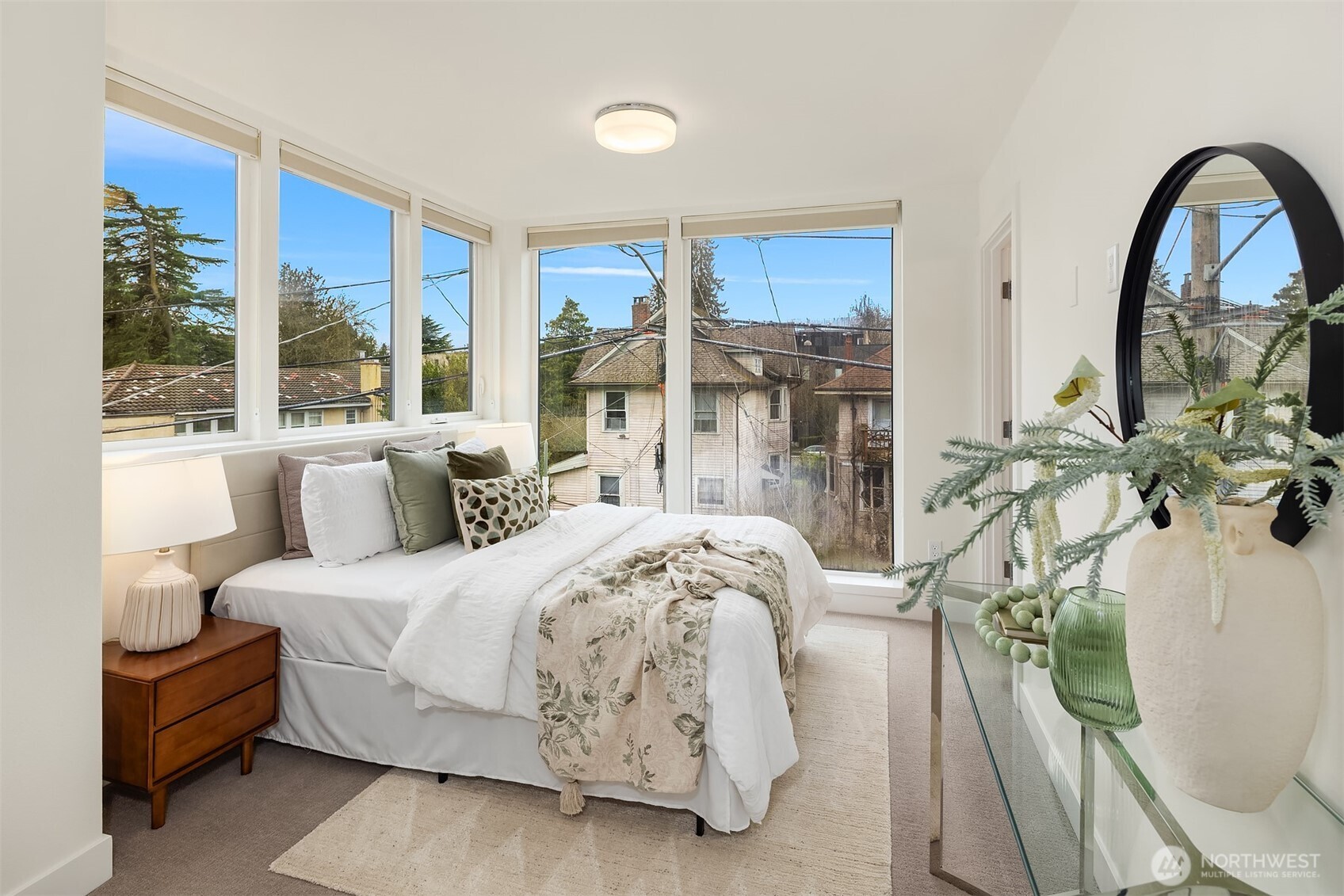 119 A 18th Avenue E, Seattle, WA 98122