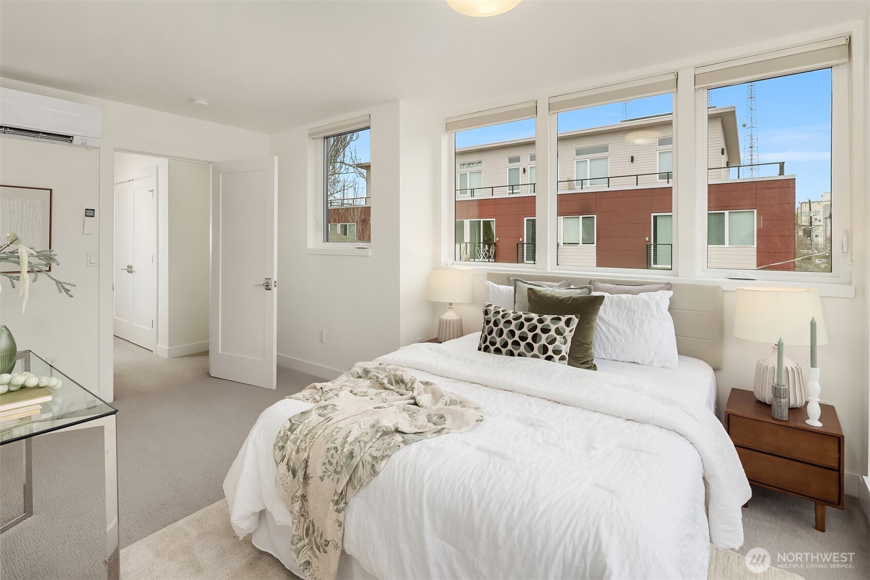 119 A 18th Avenue E, Seattle, WA 98122