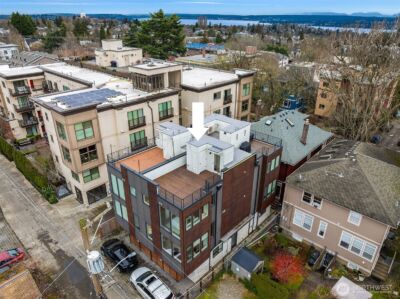 119 A 18th Avenue E, Seattle, WA 98122 - Photo 2