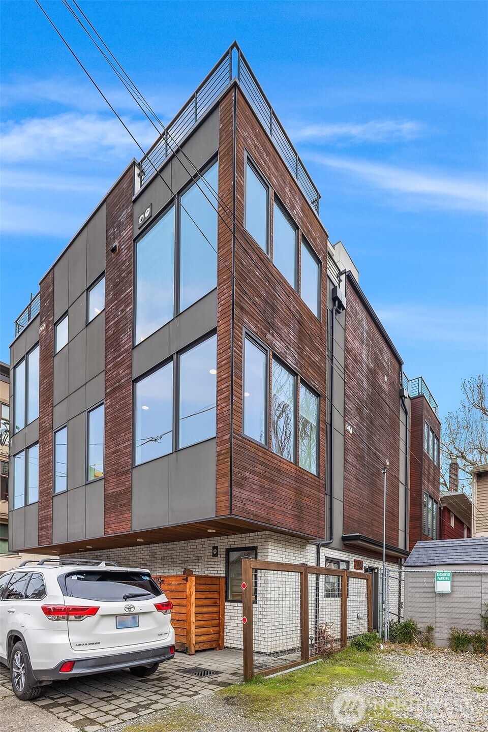 119 A 18th Avenue E, Seattle, WA 98122