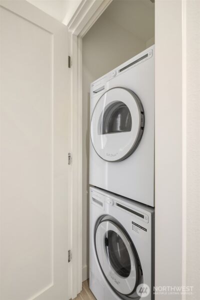 119 A 18th Avenue E, Seattle, WA 98122 - Photo 23