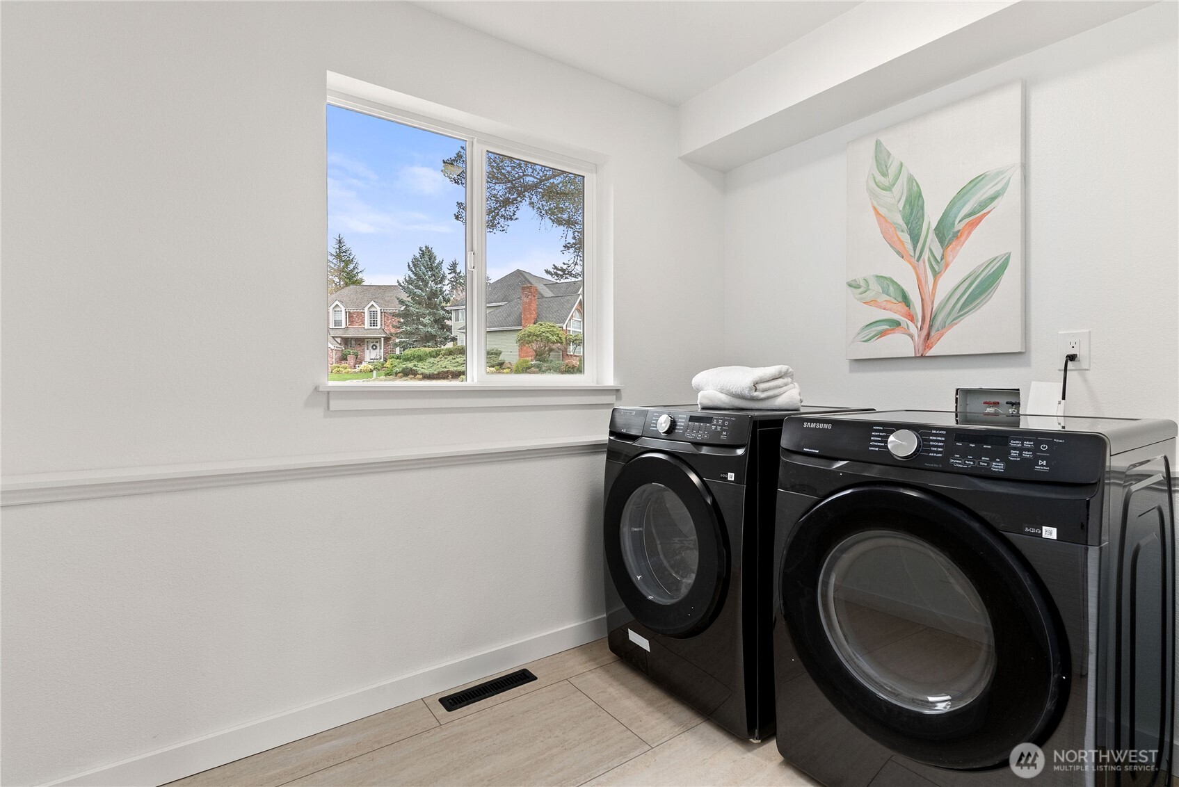 33343 12th Avenue SW, Federal Way, WA 98023