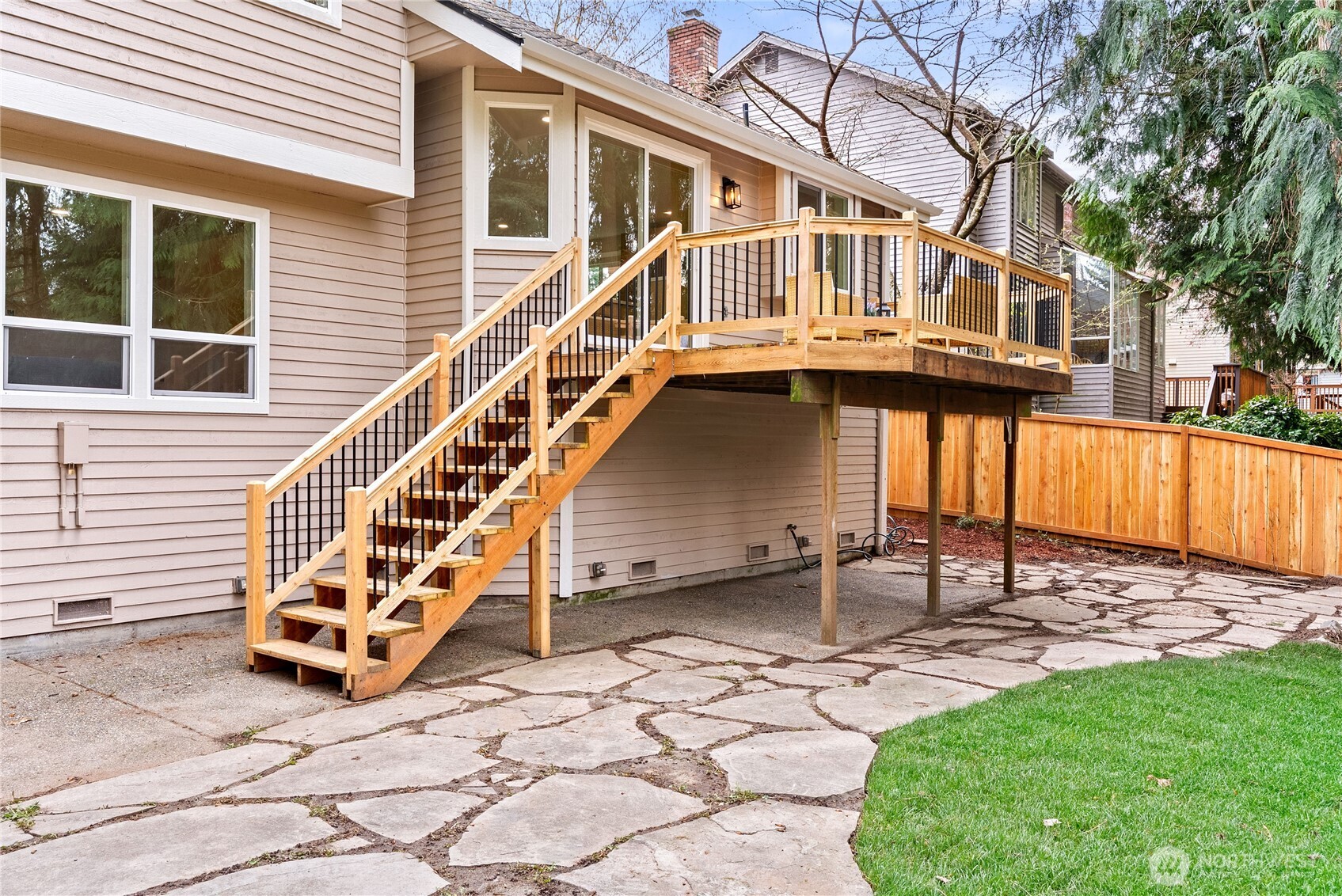 33343 12th Avenue SW, Federal Way, WA 98023