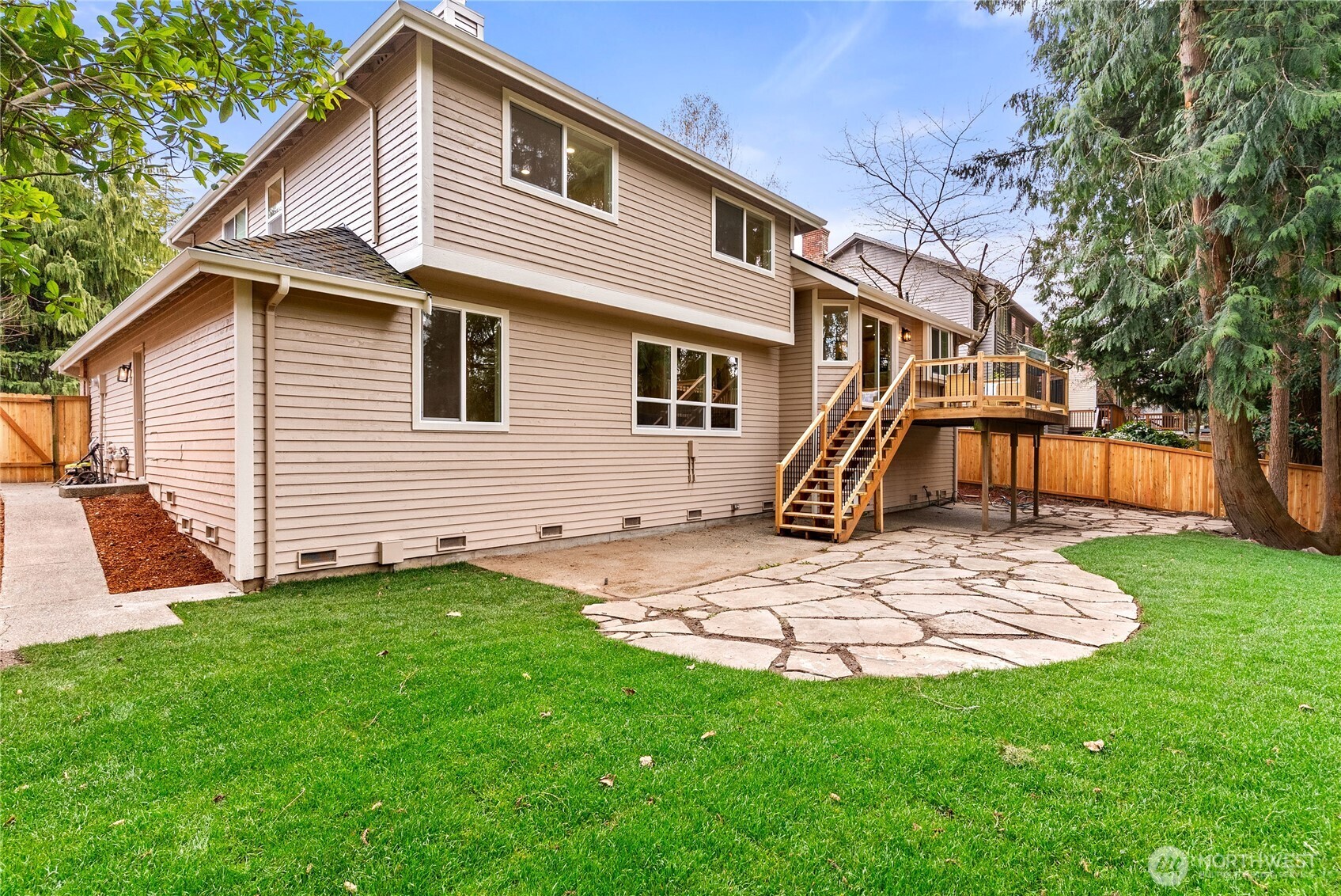 33343 12th Avenue SW, Federal Way, WA 98023