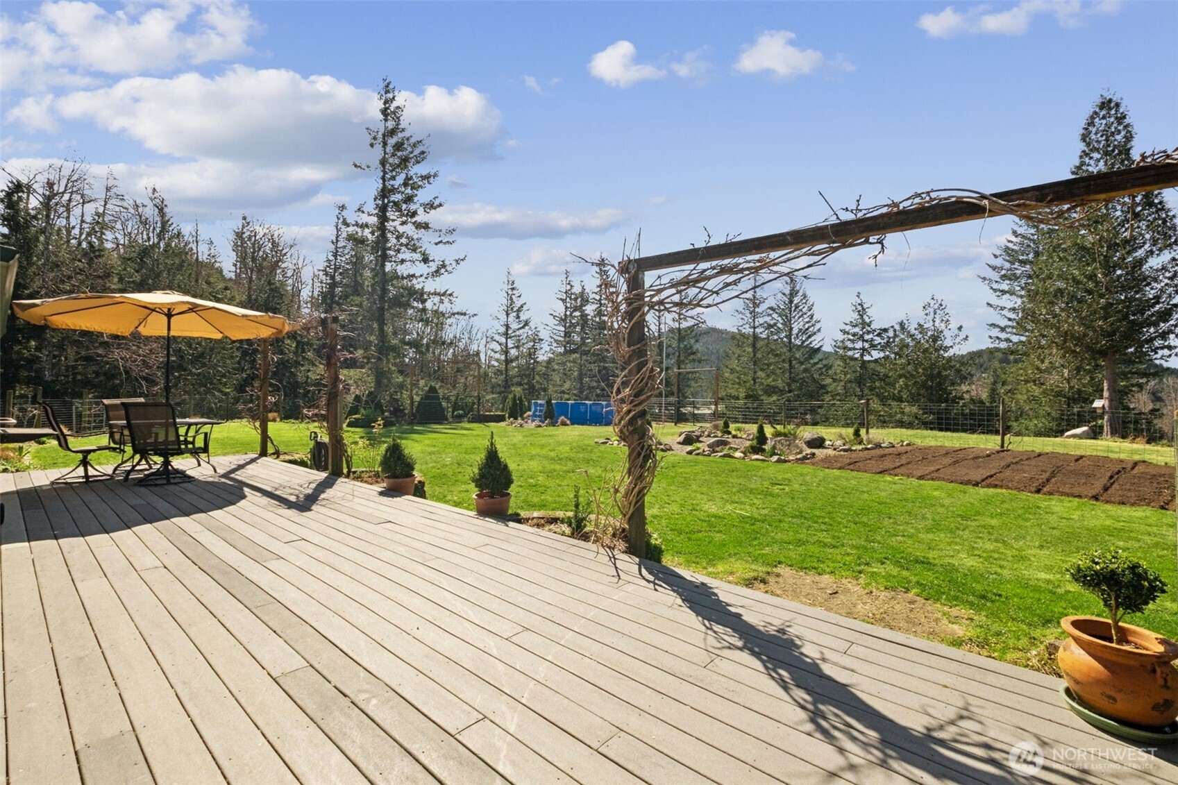 32707 349 Way SE, Ravensdale, WA 98051-9543