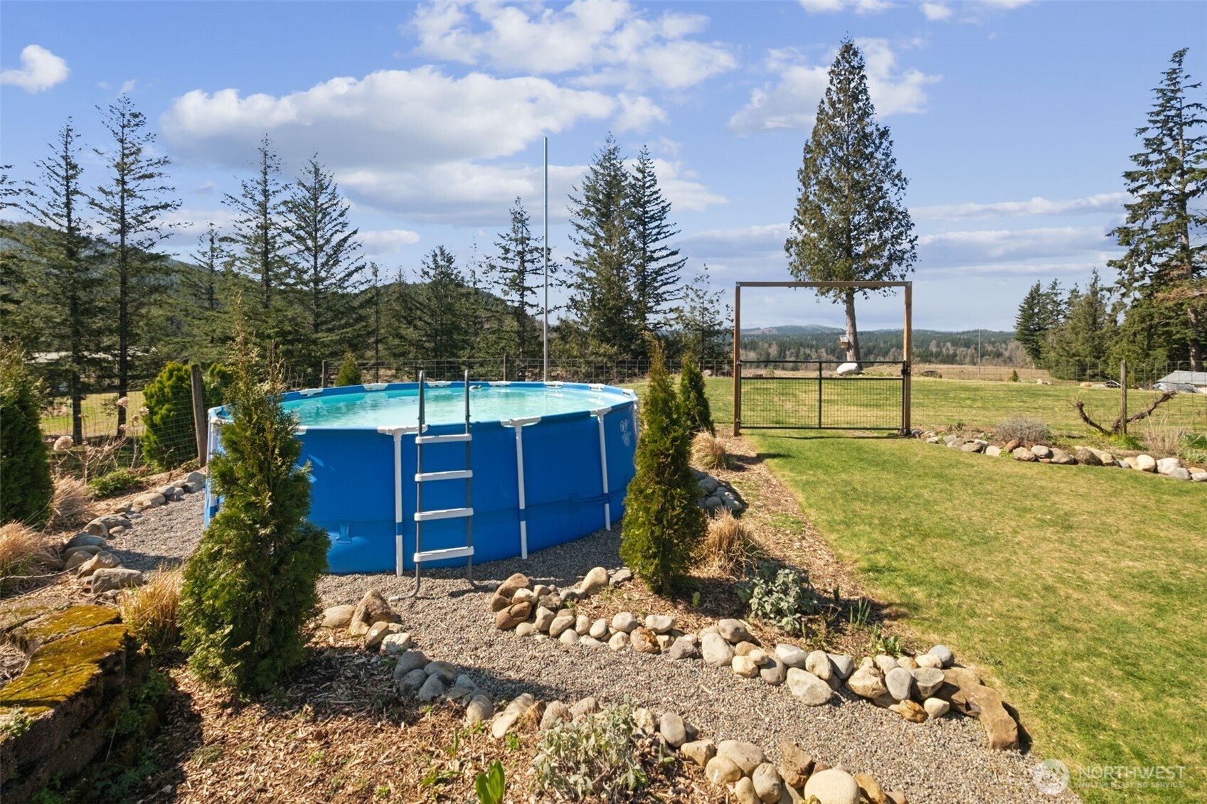 32707 349 Way SE, Ravensdale, WA 98051-9543