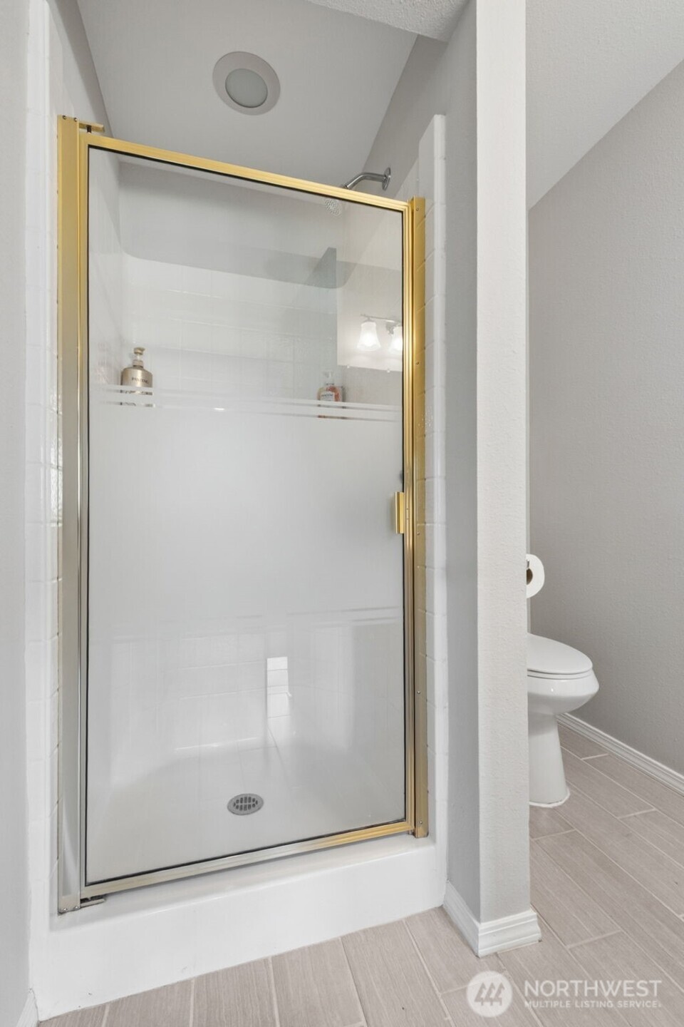 32707 349 Way SE, Ravensdale, WA 98051-9543