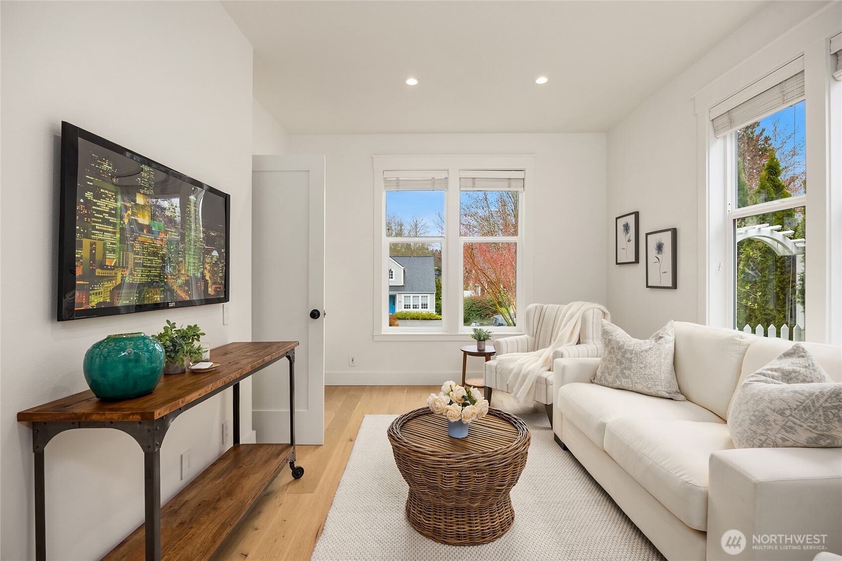 757 Village Circle NW, Bainbridge Island, WA 98110-1886