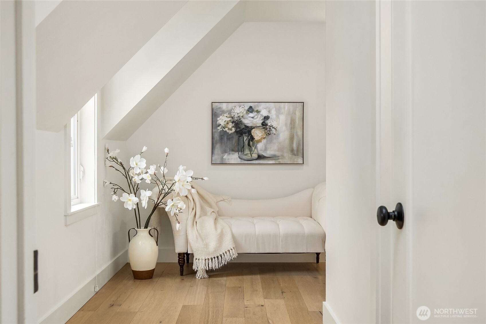 757 Village Circle NW, Bainbridge Island, WA 98110-1886