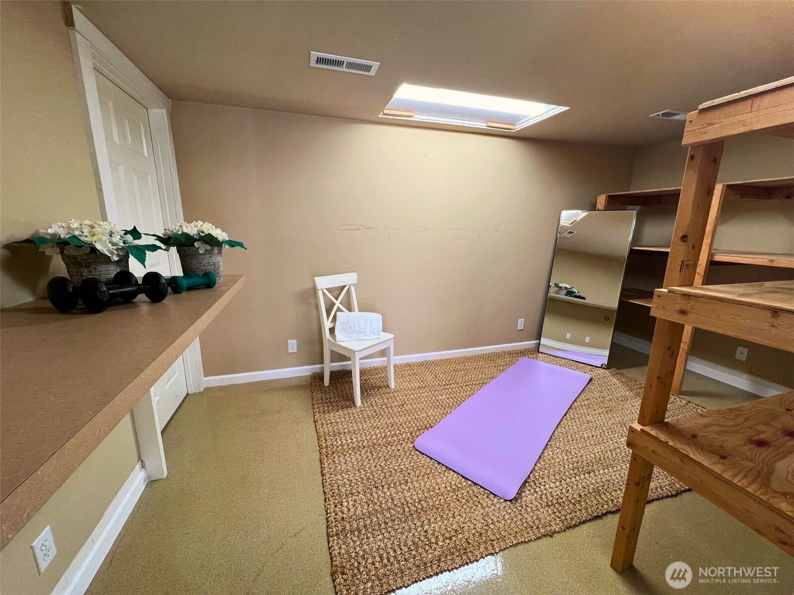 757 Village Circle NW, Bainbridge Island, WA 98110-1886