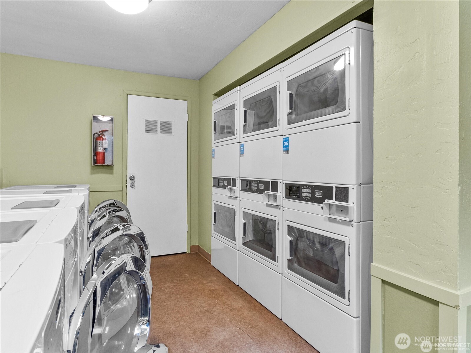 31003 14th Avenue S #E12, Federal Way, WA 98003