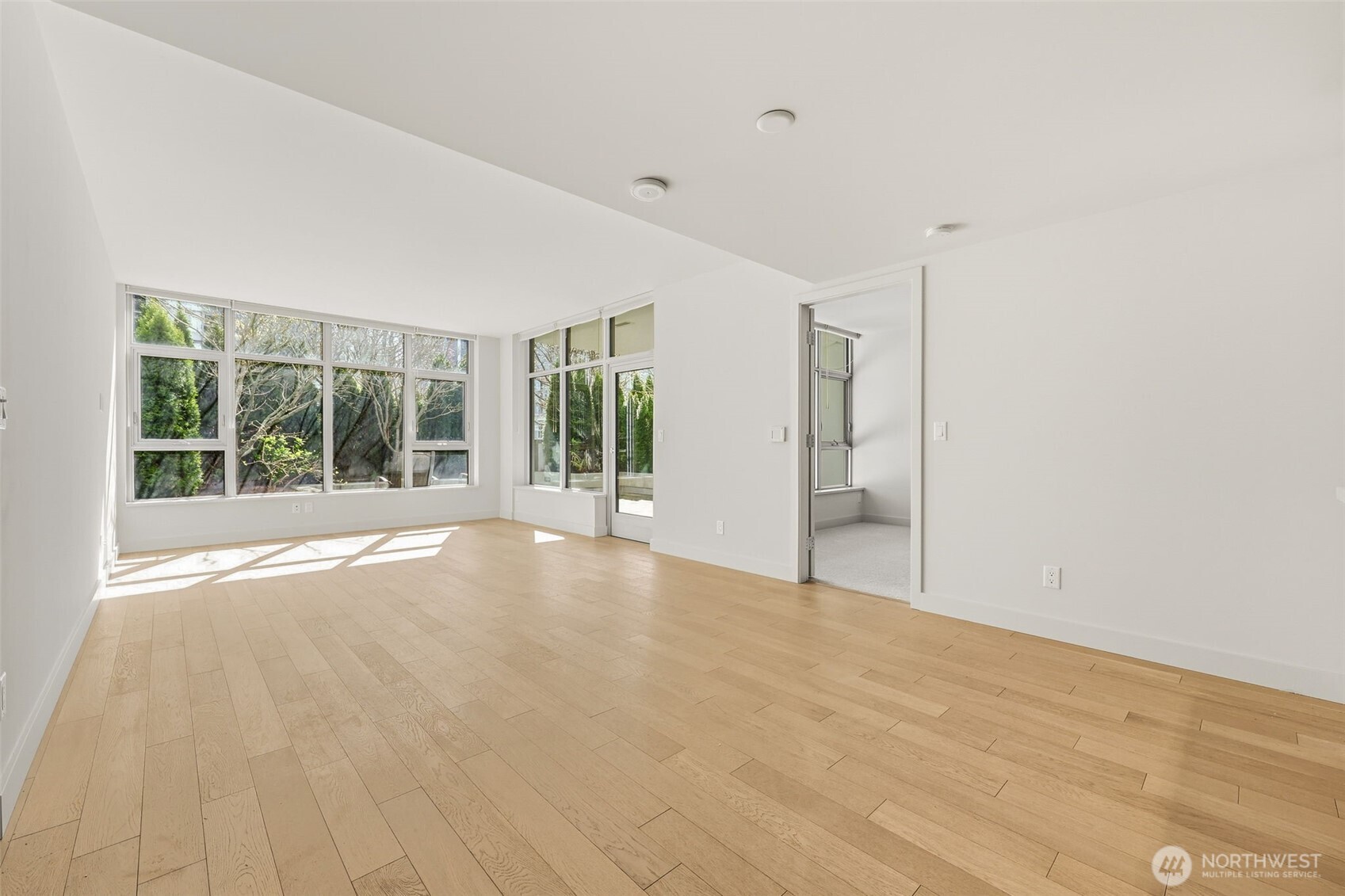 583 Battery Street #715N, Seattle, WA 98121