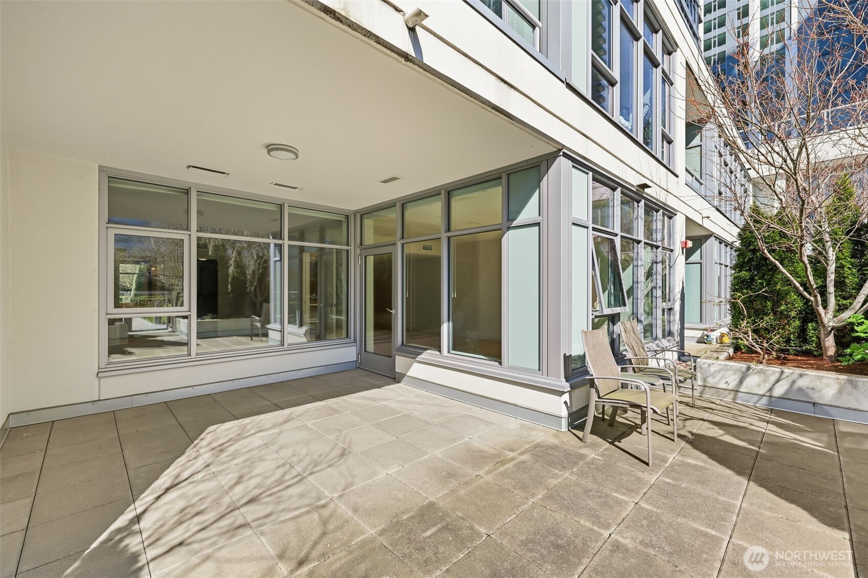 583 Battery Street #715N, Seattle, WA 98121