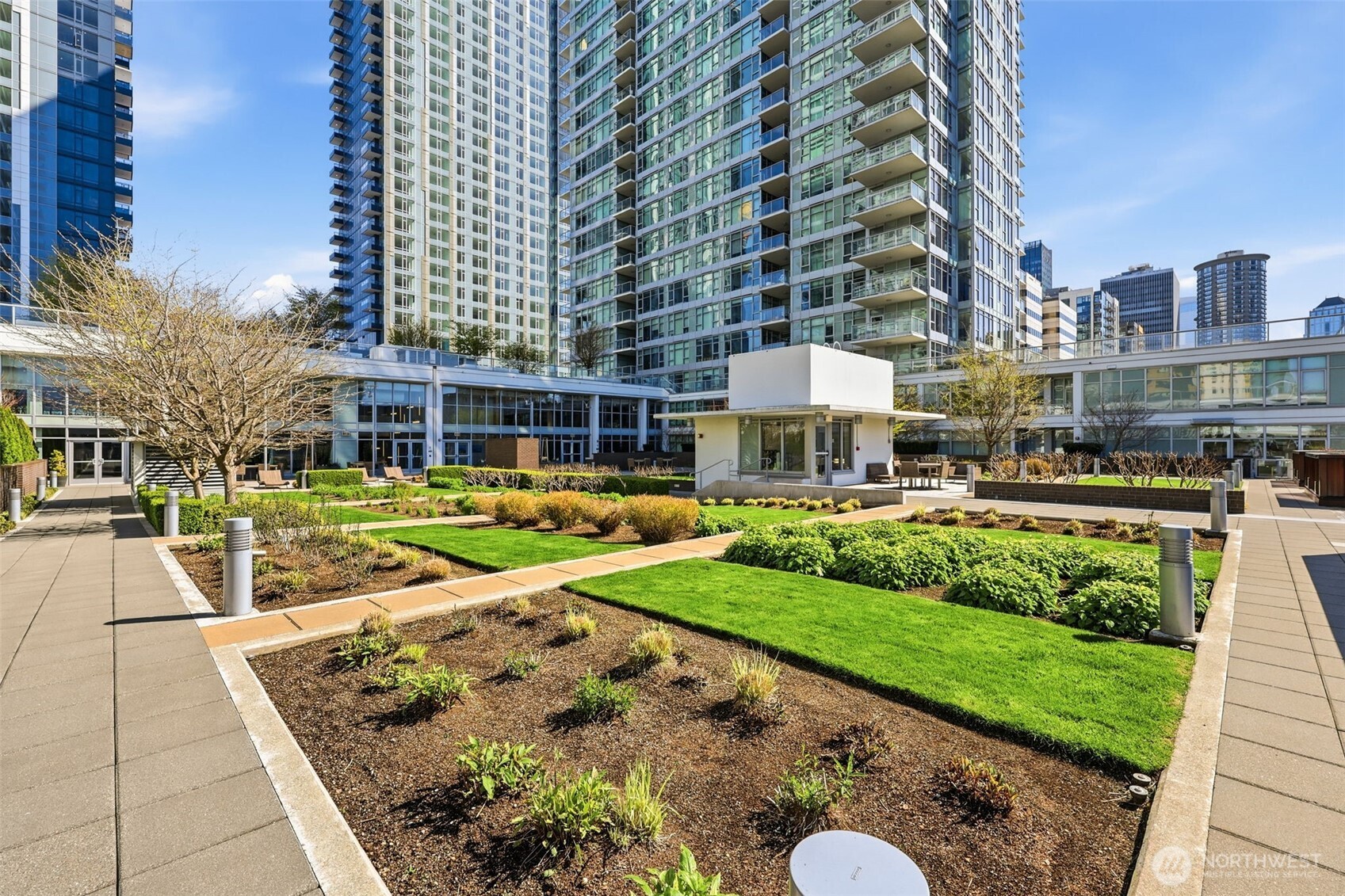 583 Battery Street #715N, Seattle, WA 98121