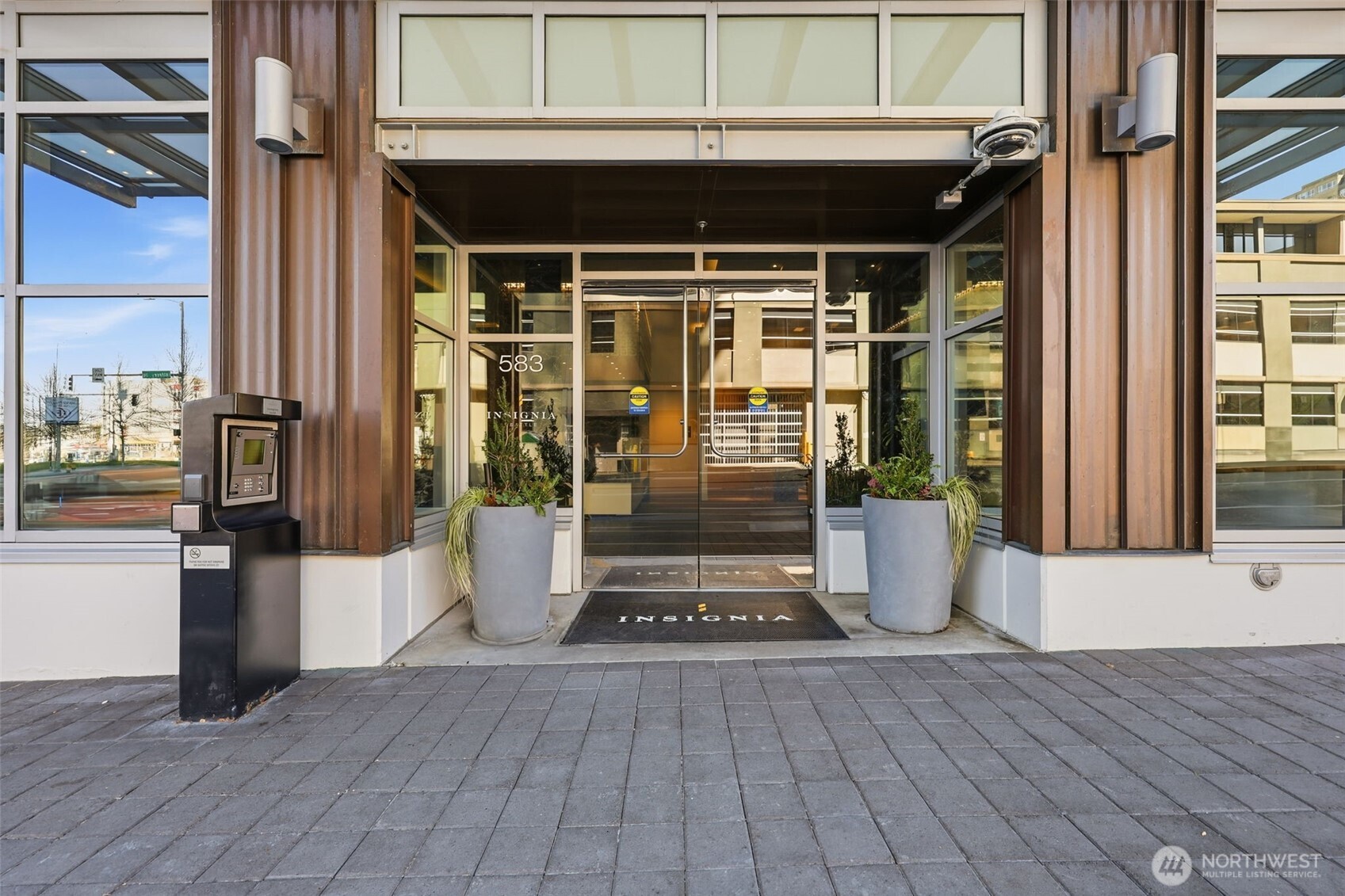 583 Battery Street #715N, Seattle, WA 98121