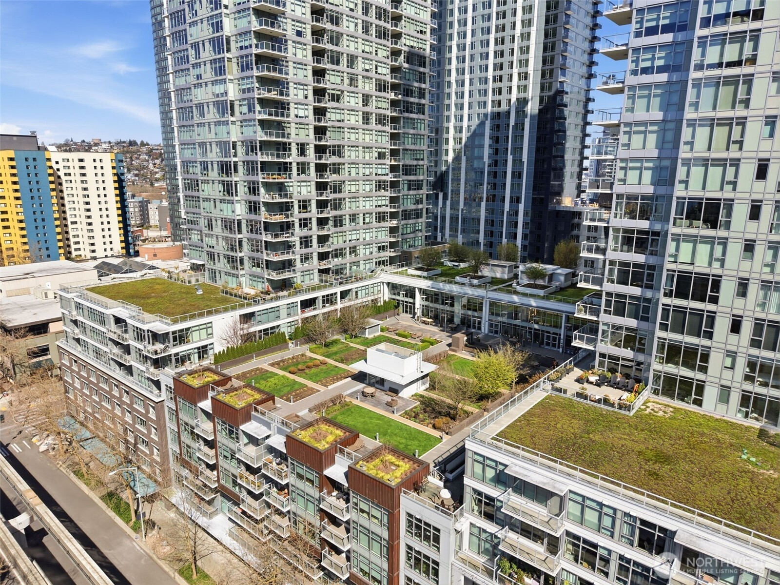 583 Battery Street #715N, Seattle, WA 98121