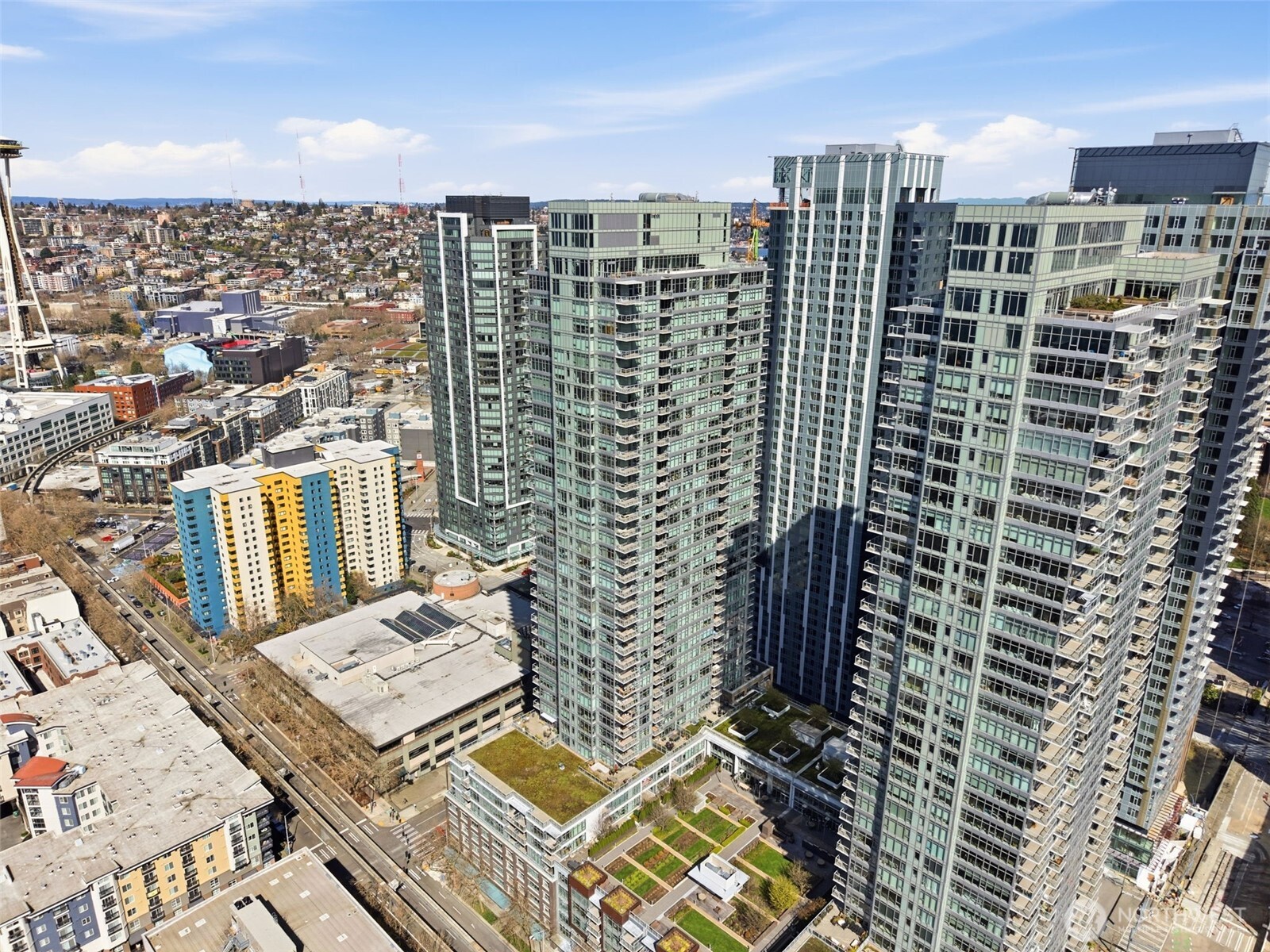 583 Battery Street #715N, Seattle, WA 98121