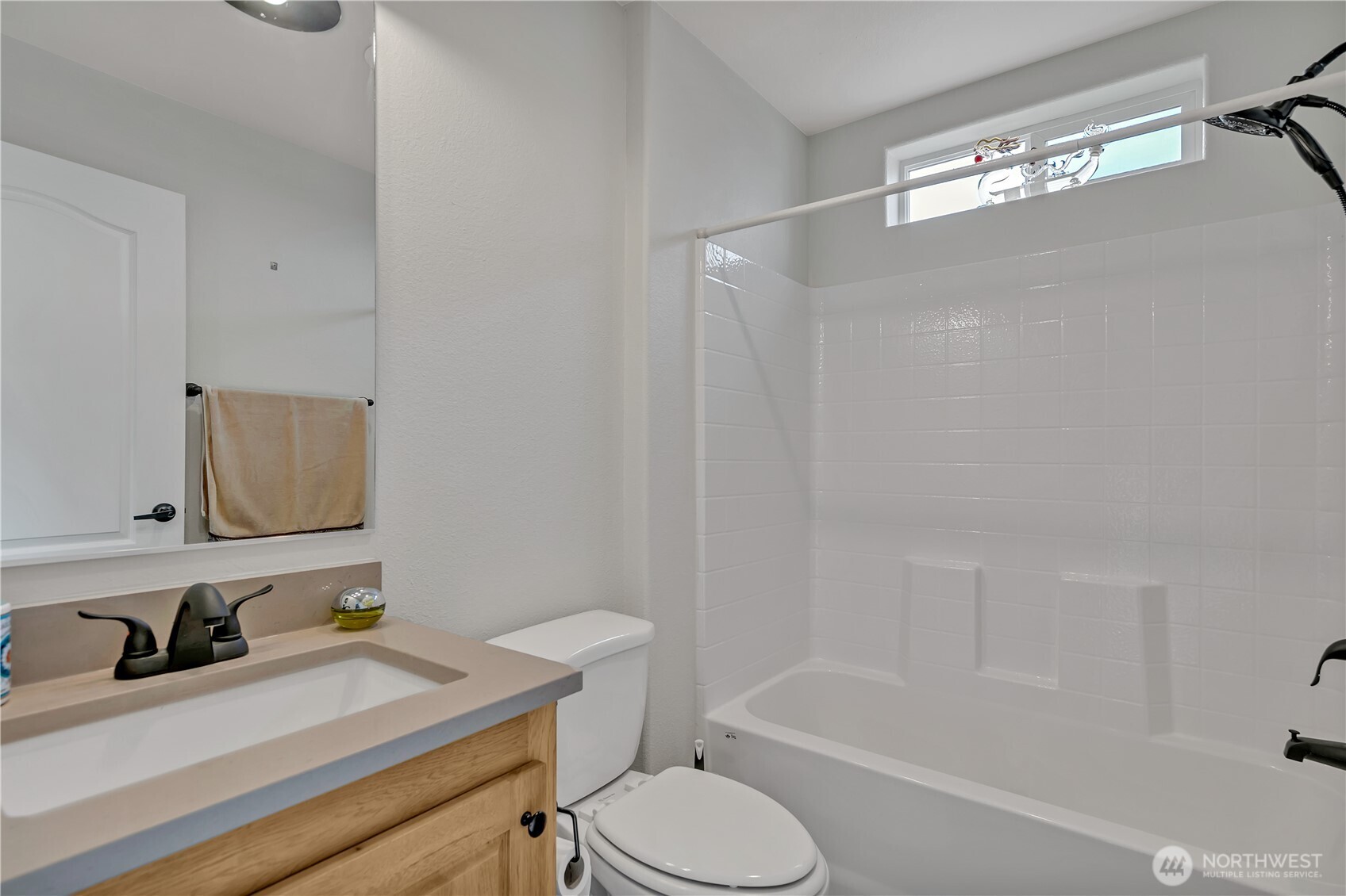 18054 36th Avenue S #386, SeaTac, WA 98188