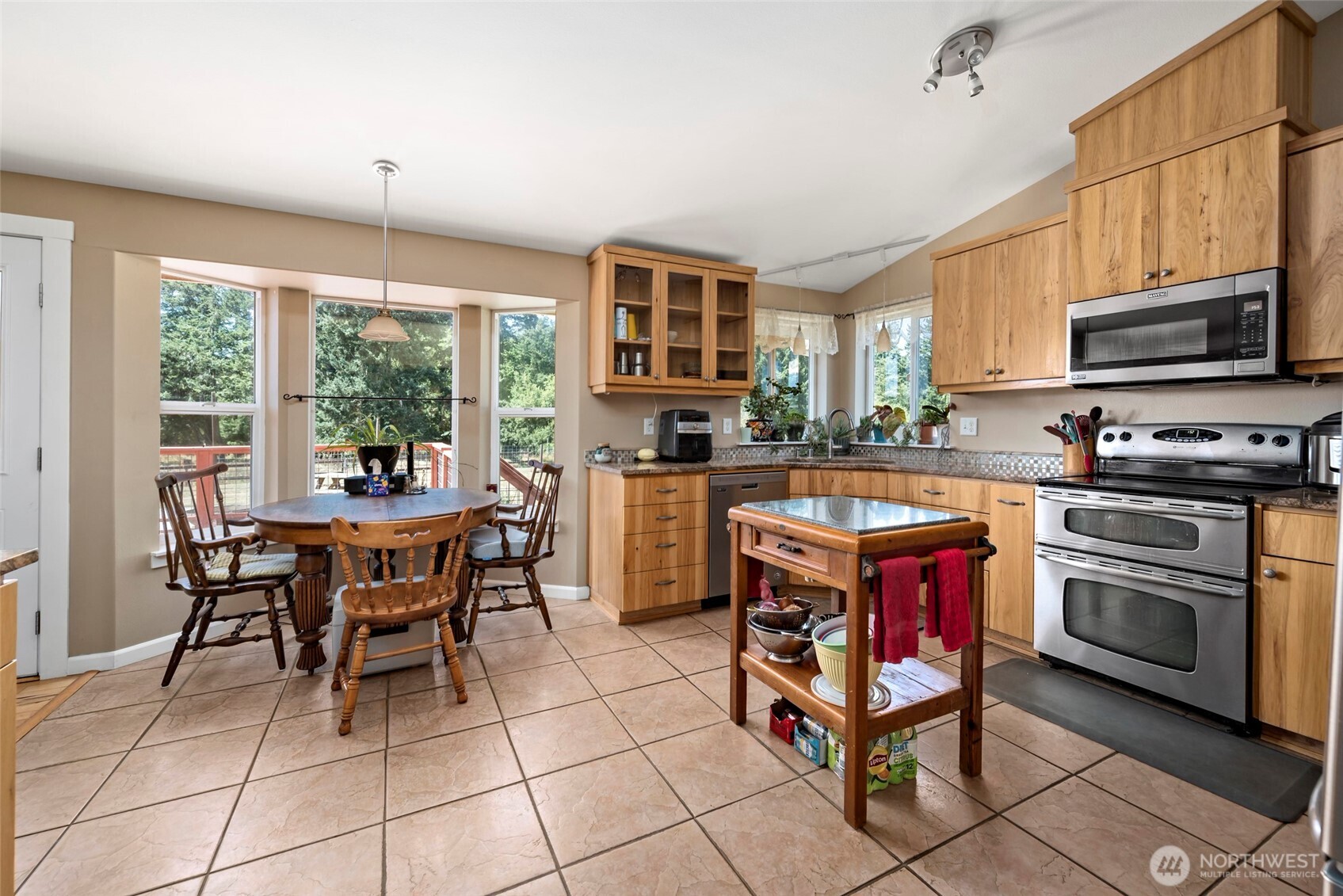 2009 October Lane , Oak Harbor, WA 98277