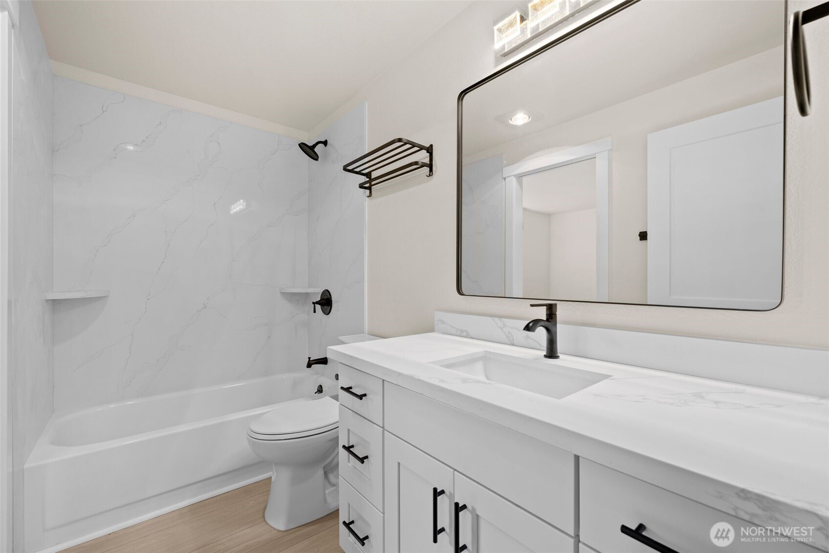 917 N 100th Street , Seattle, WA 98133