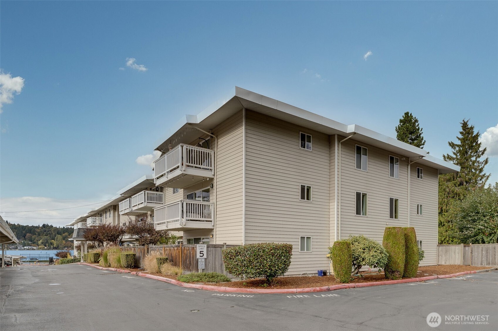 5021 Ripley Lane N #212, Renton, WA 98056