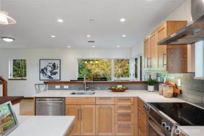 8049 44th Avenue NE, Seattle, WA 98115 - Photo 9