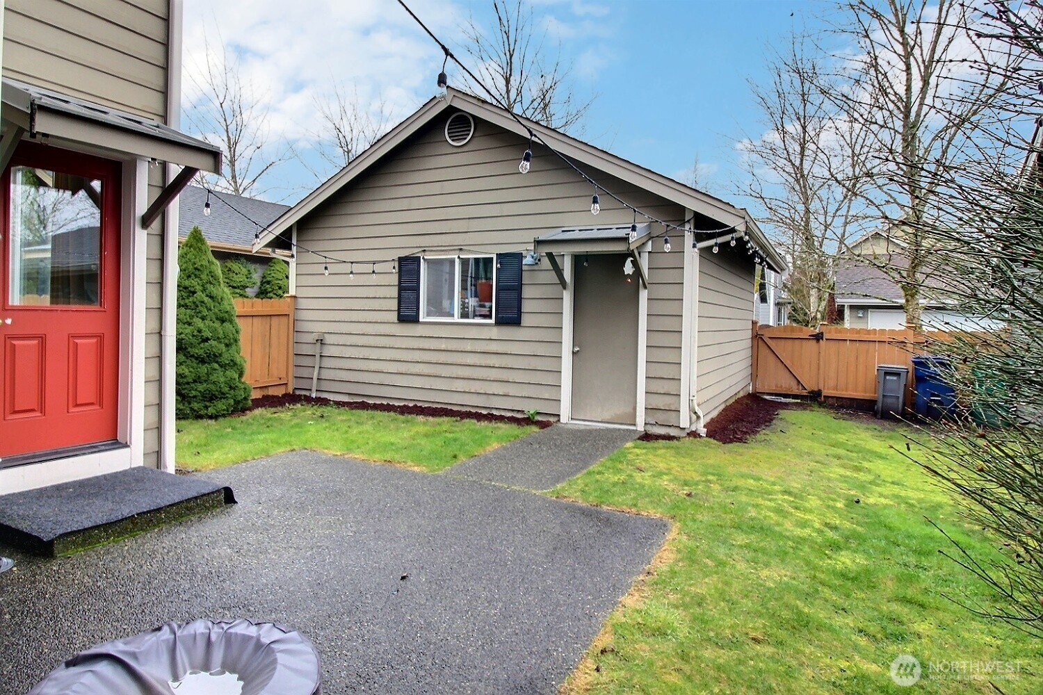 34702 SE Kinsey Street , Snoqualmie, WA 98065-9377