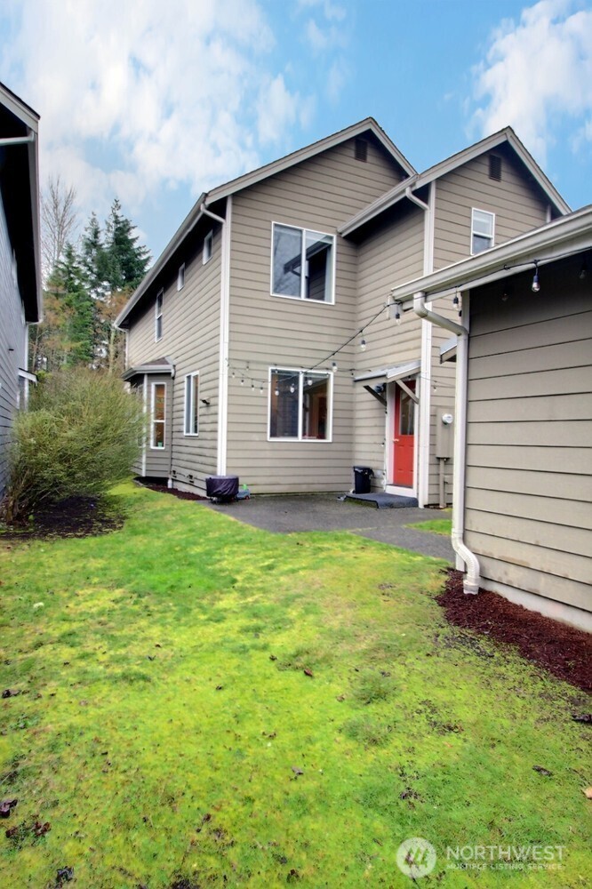 34702 SE Kinsey Street , Snoqualmie, WA 98065-9377