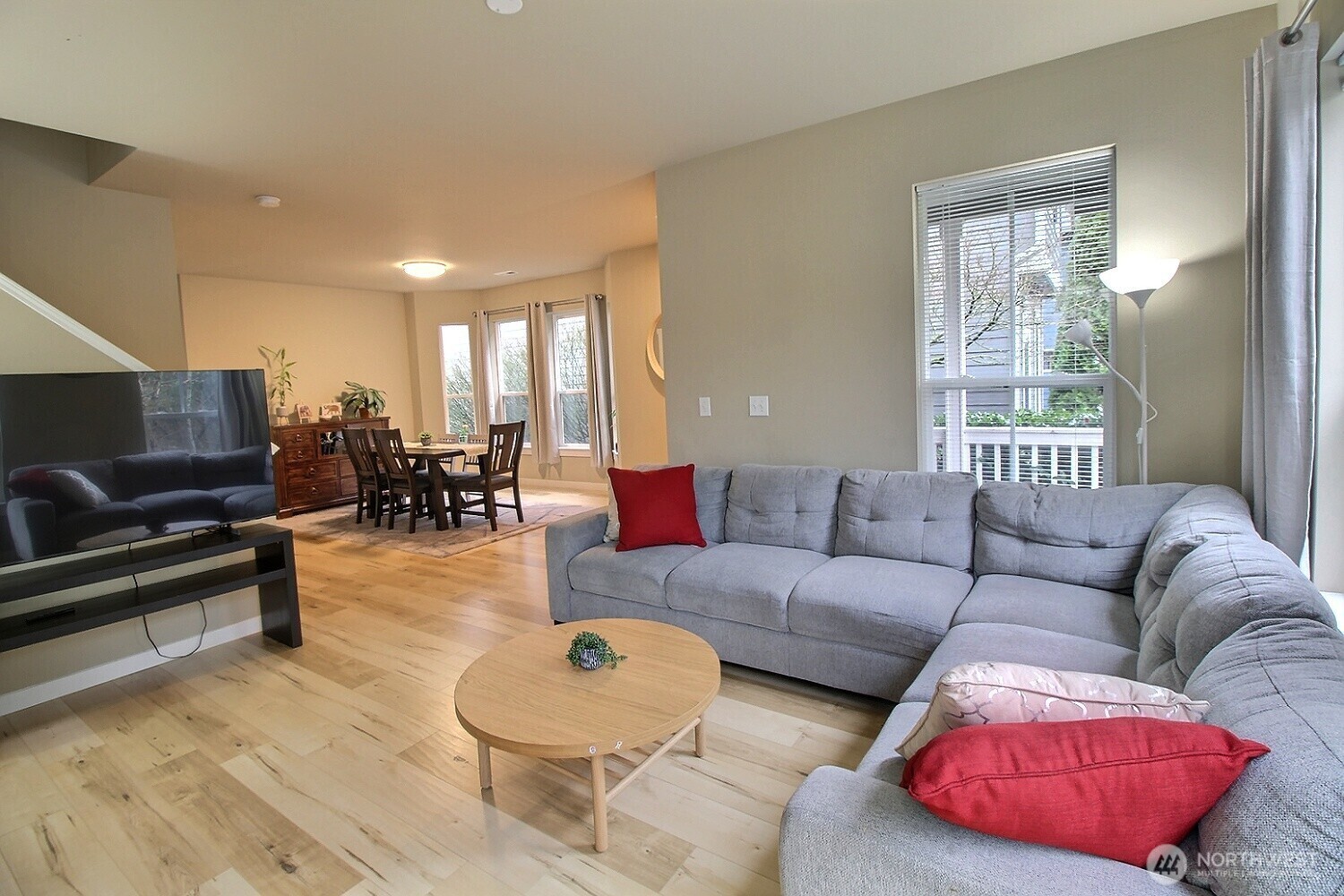 34702 SE Kinsey Street , Snoqualmie, WA 98065-9377