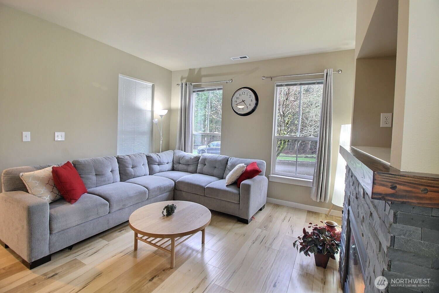 34702 SE Kinsey Street , Snoqualmie, WA 98065-9377