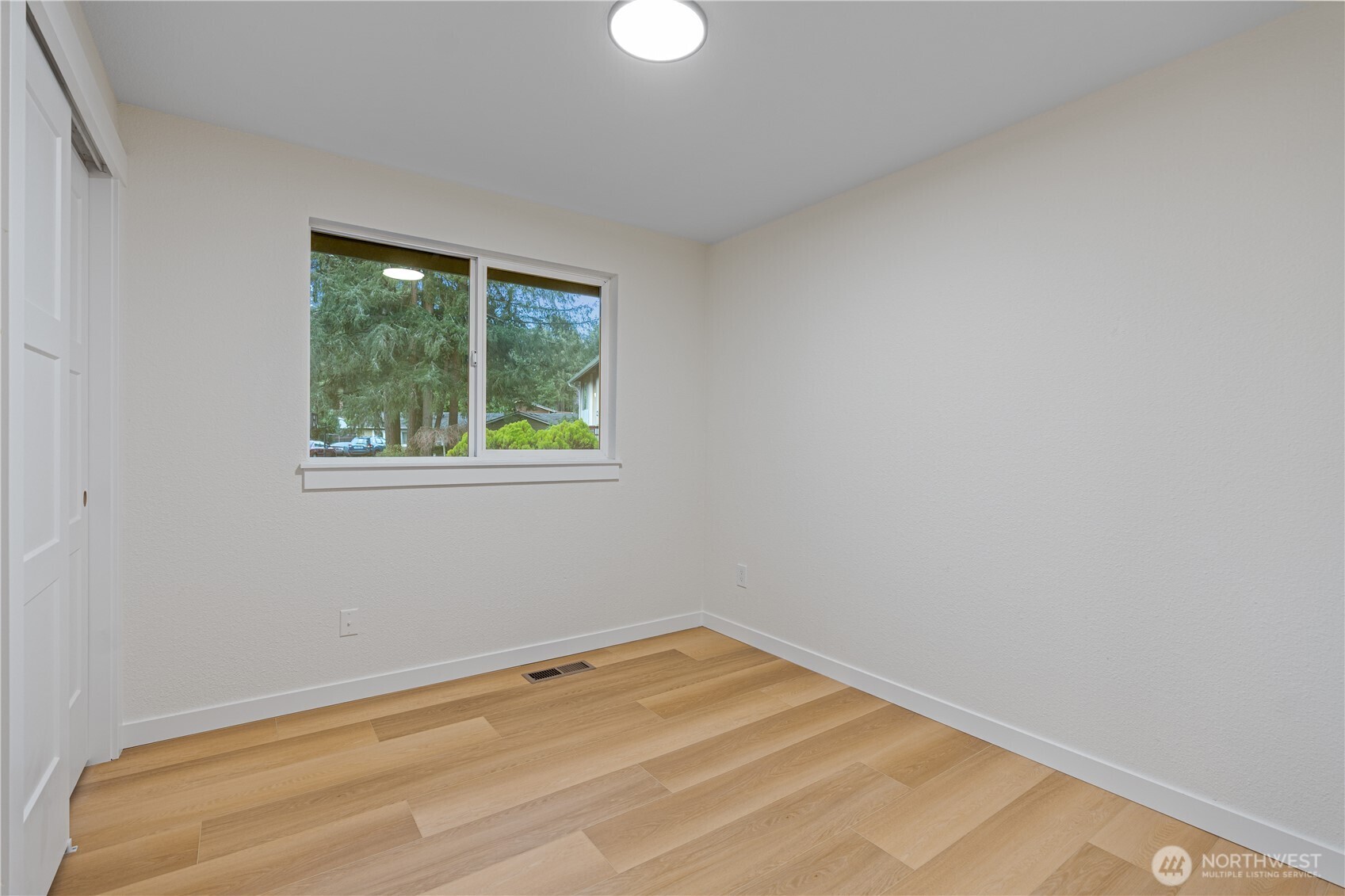 6903 36th Avenue SE, Lacey, WA 98503