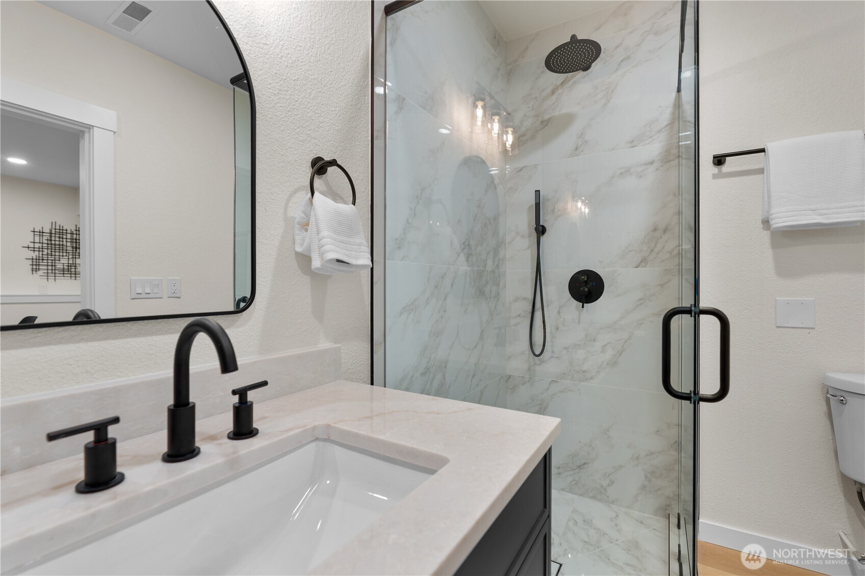 6903 36th Avenue SE, Lacey, WA 98503