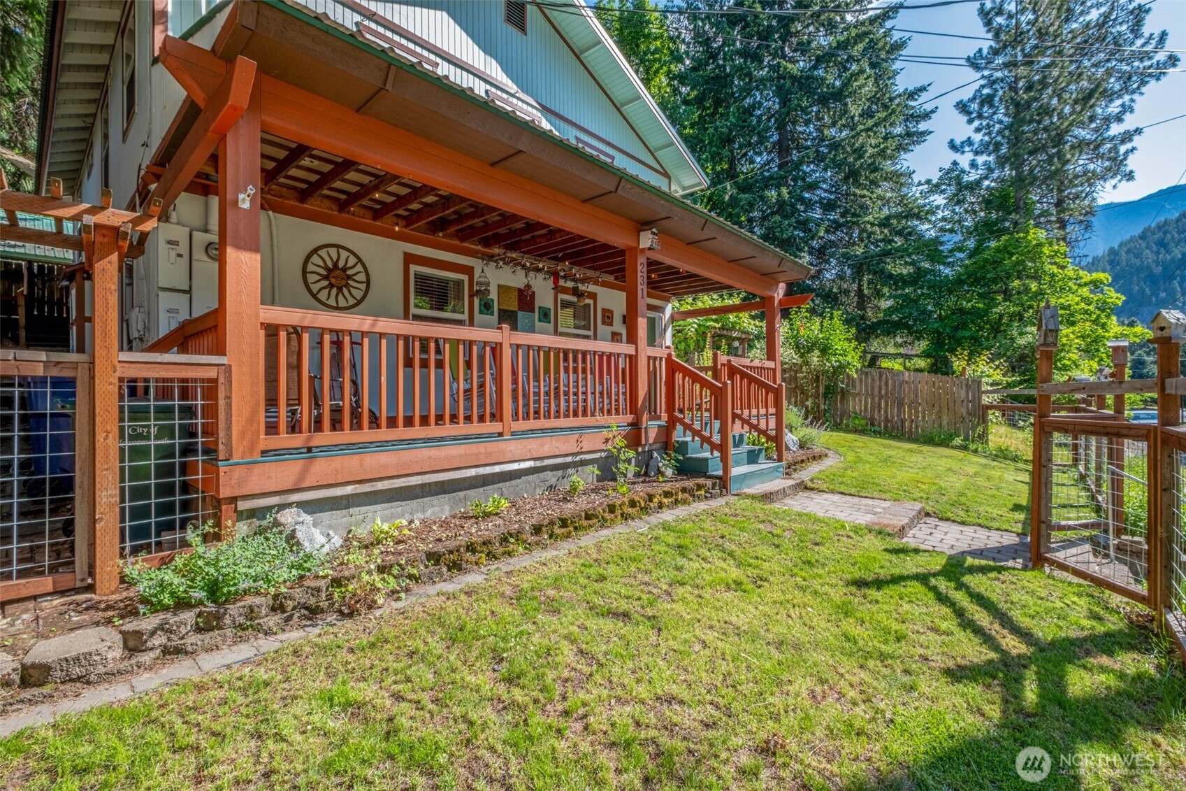 231 Benton , Leavenworth, WA 98826