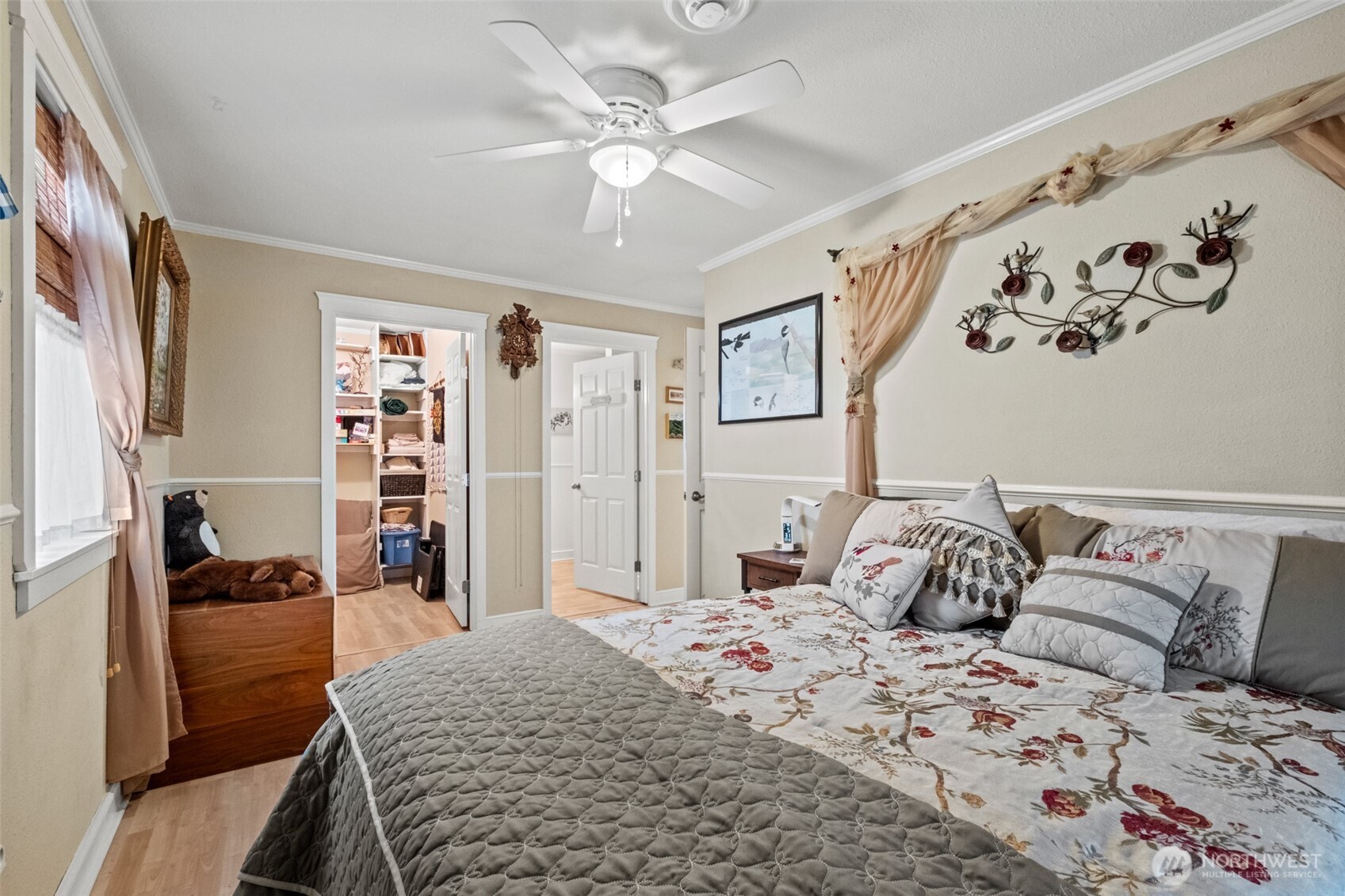 231 Benton , Leavenworth, WA 98826