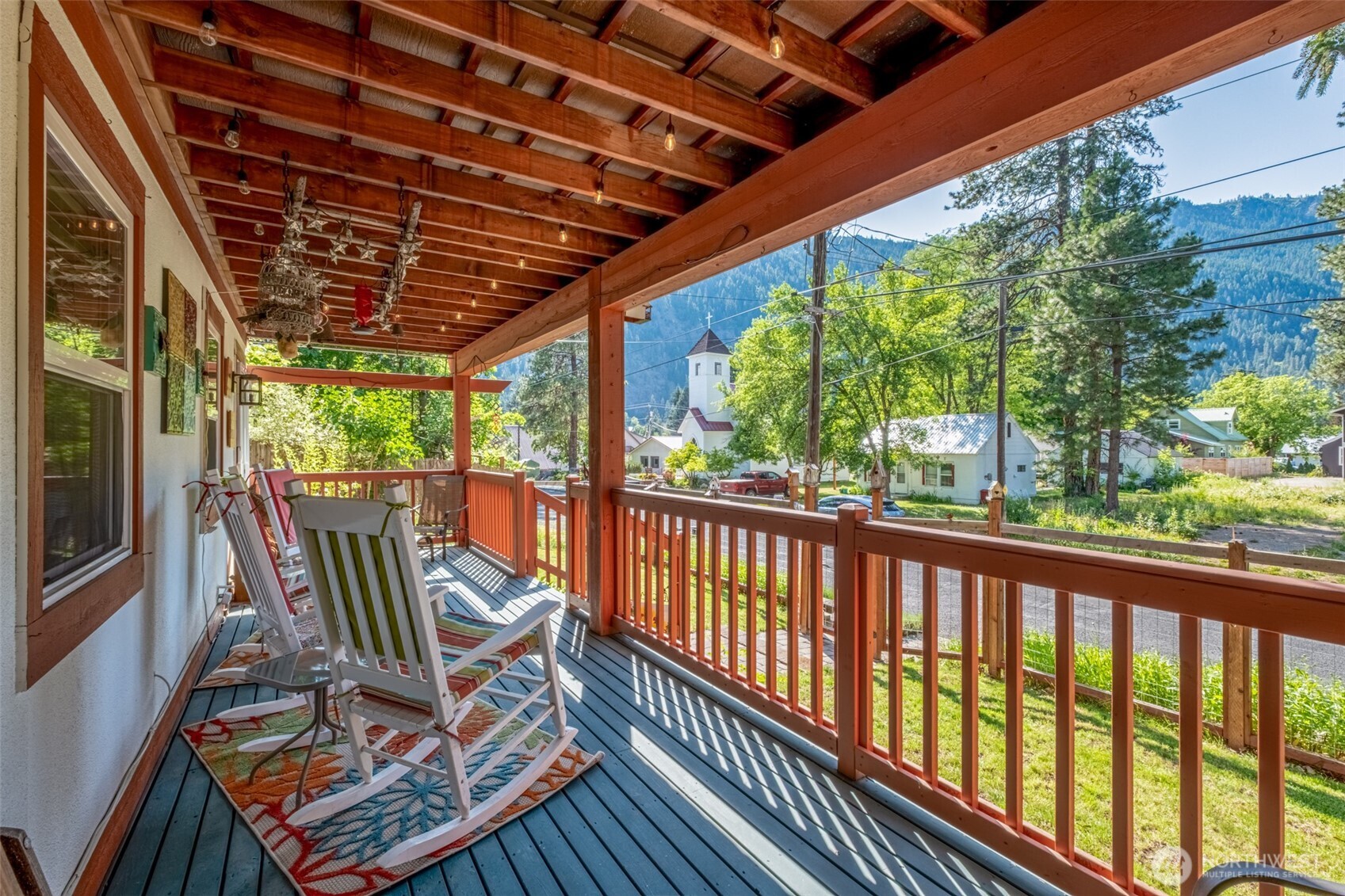 231 Benton , Leavenworth, WA 98826