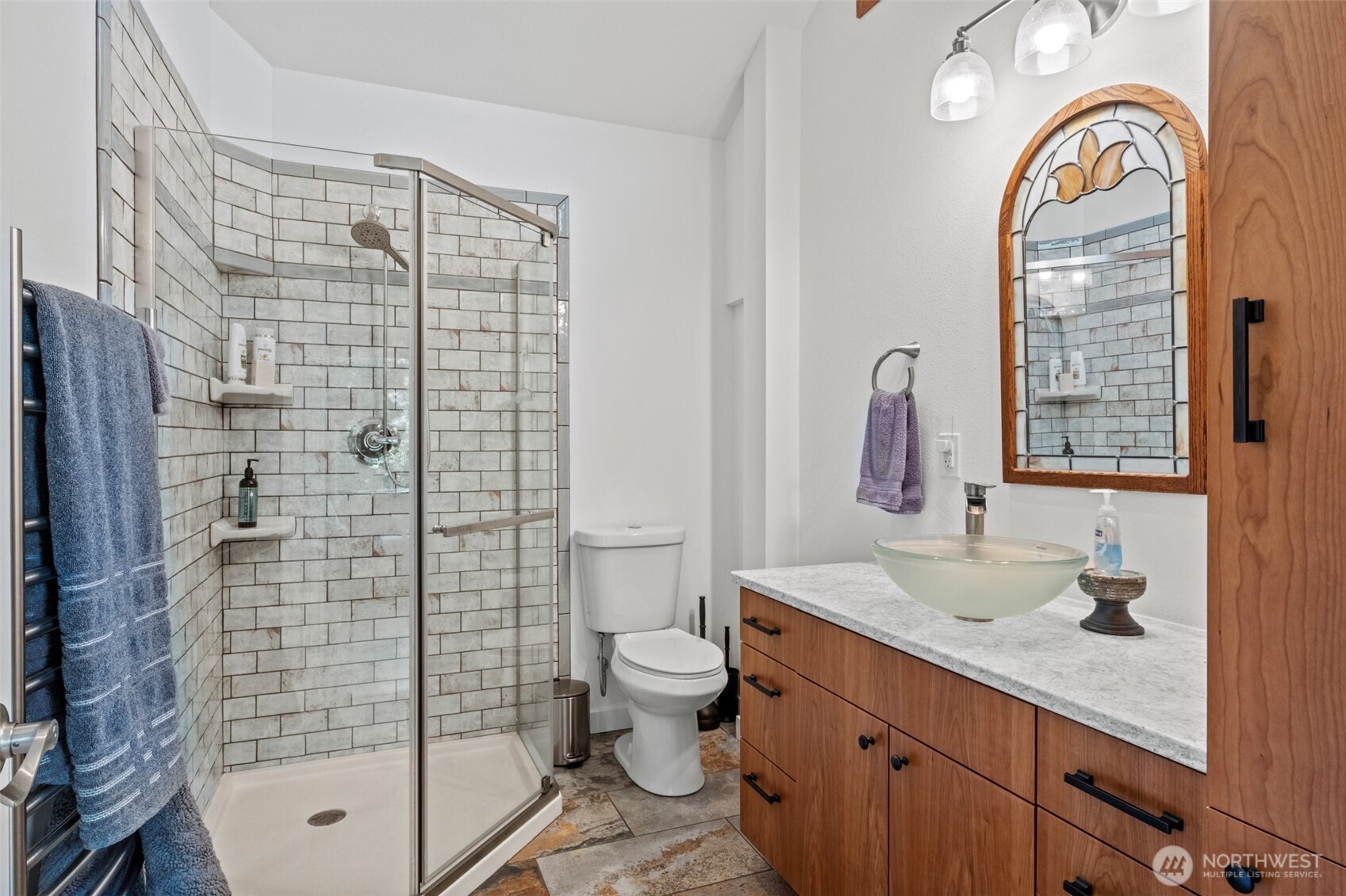 231 Benton , Leavenworth, WA 98826