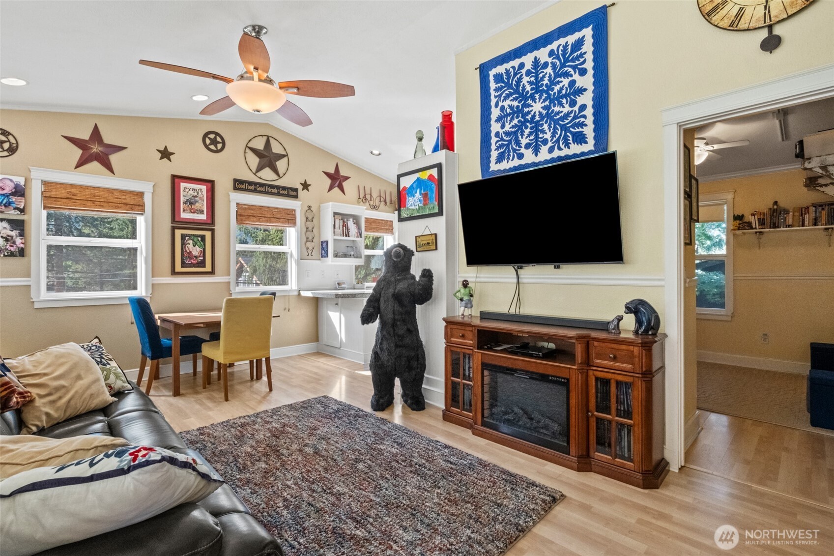 231 Benton , Leavenworth, WA 98826