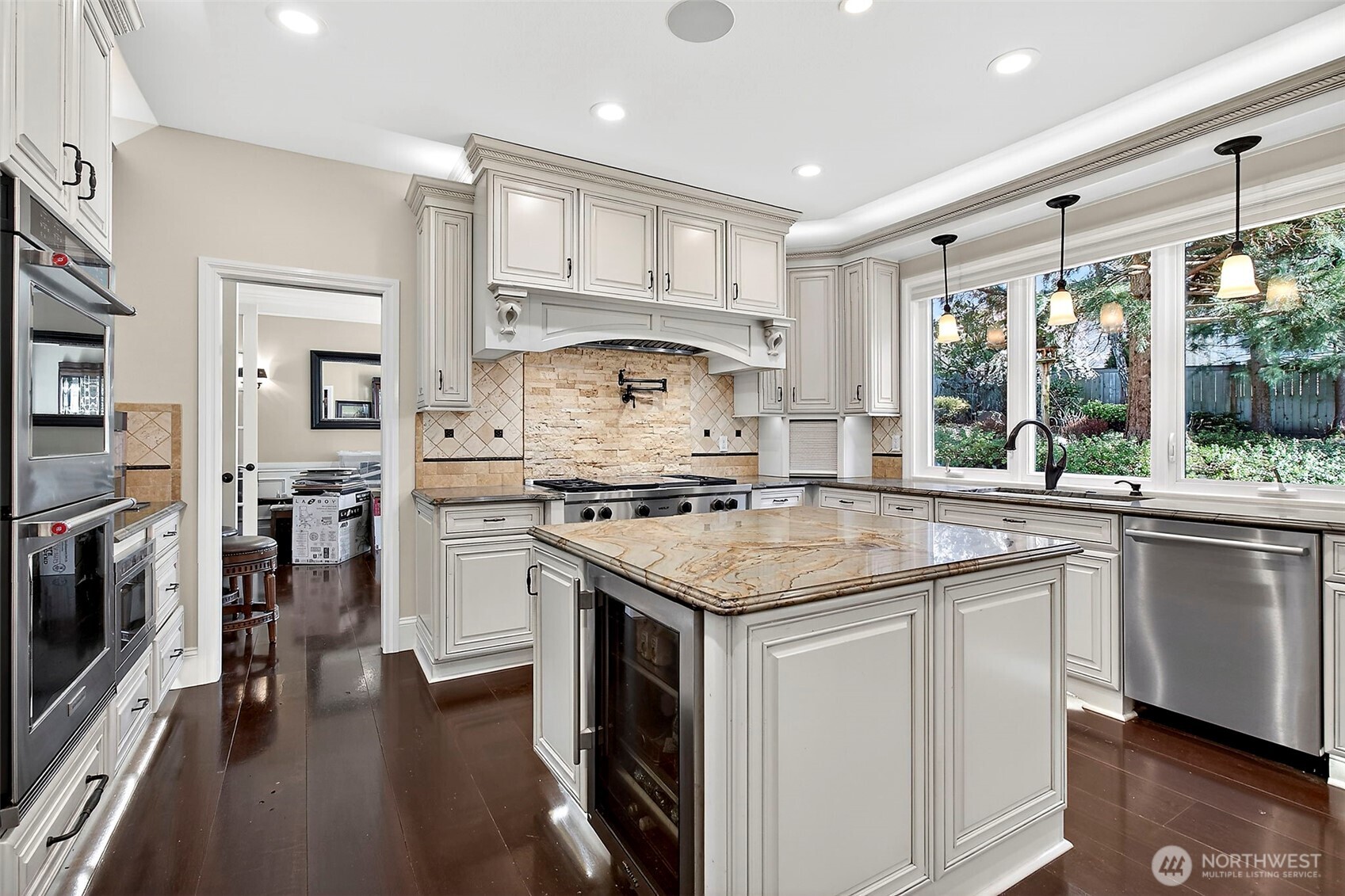 34529 5th Place SW, Federal Way, WA 98023-8300