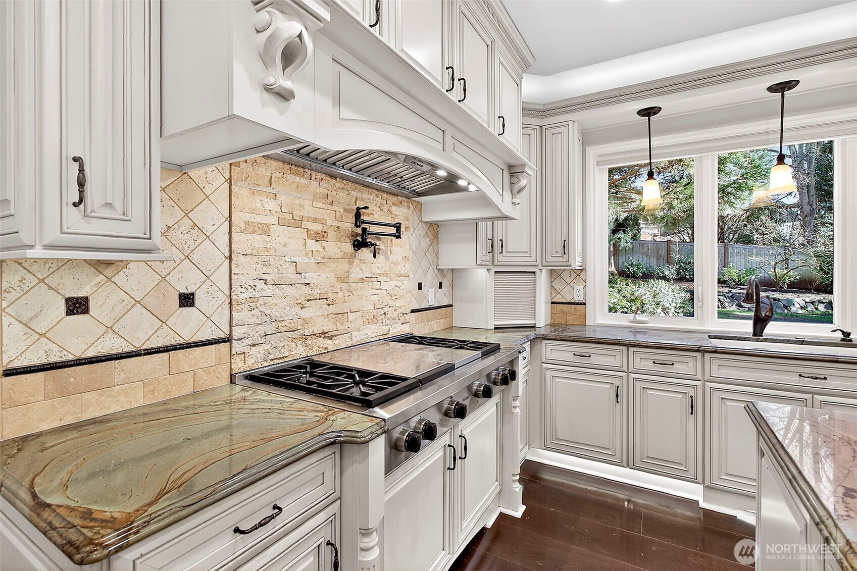 34529 5th Place SW, Federal Way, WA 98023-8300