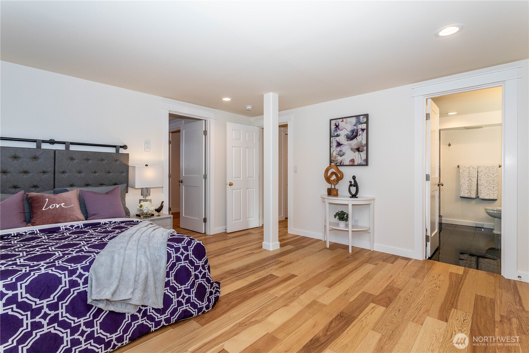 3905 NE 6th Street , Renton, WA 98056