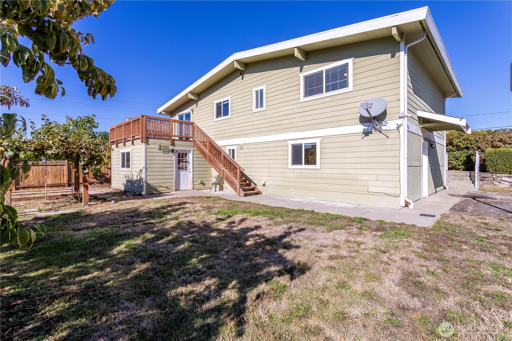 3905 NE 6th Street , Renton, WA 98056