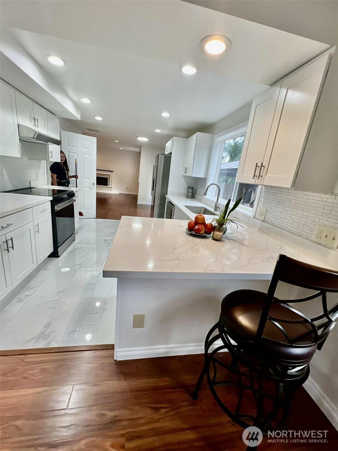 10900 SE 219th Place , Kent, WA 98031